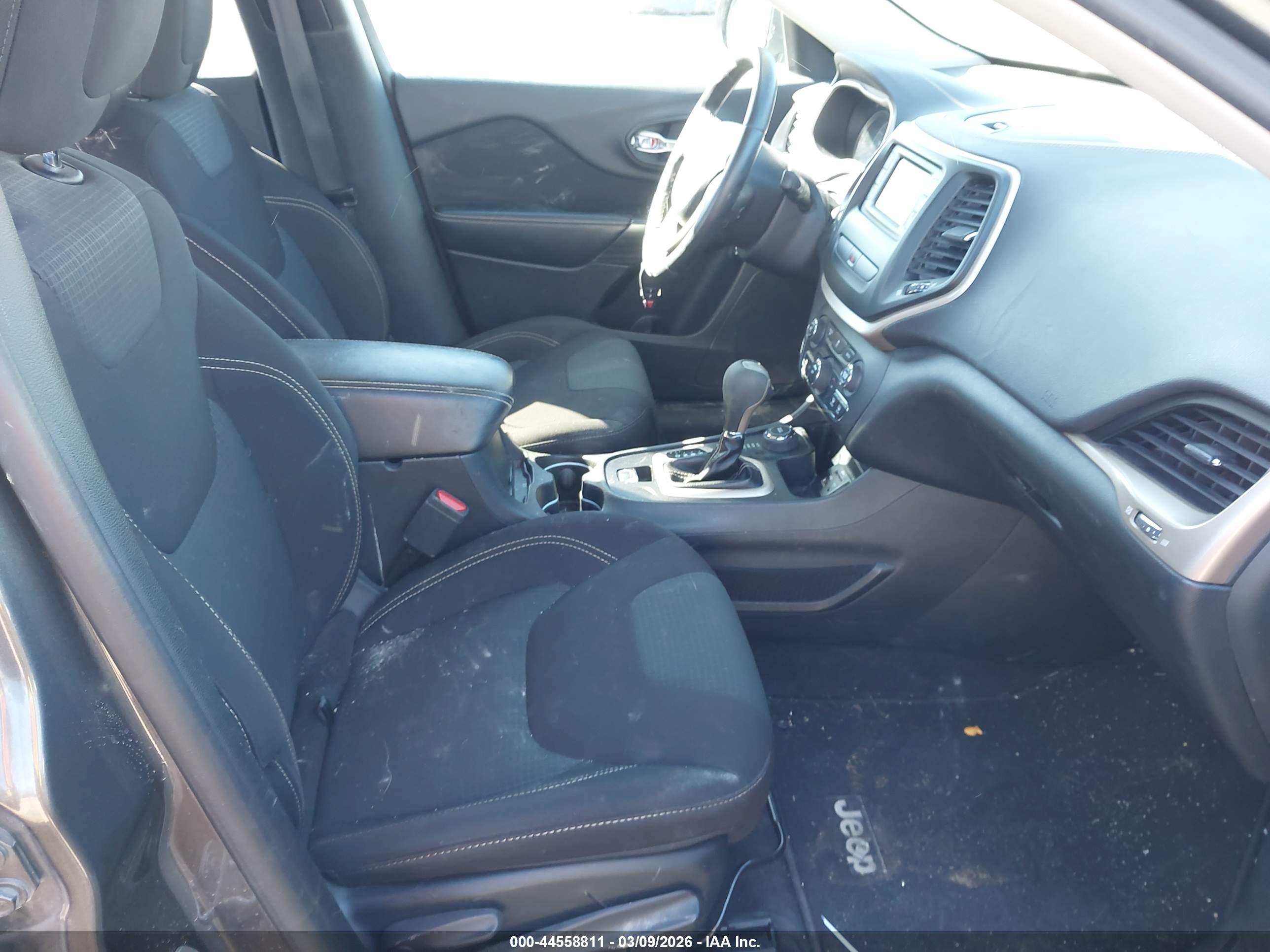 JEEP CHEROKEE image 5