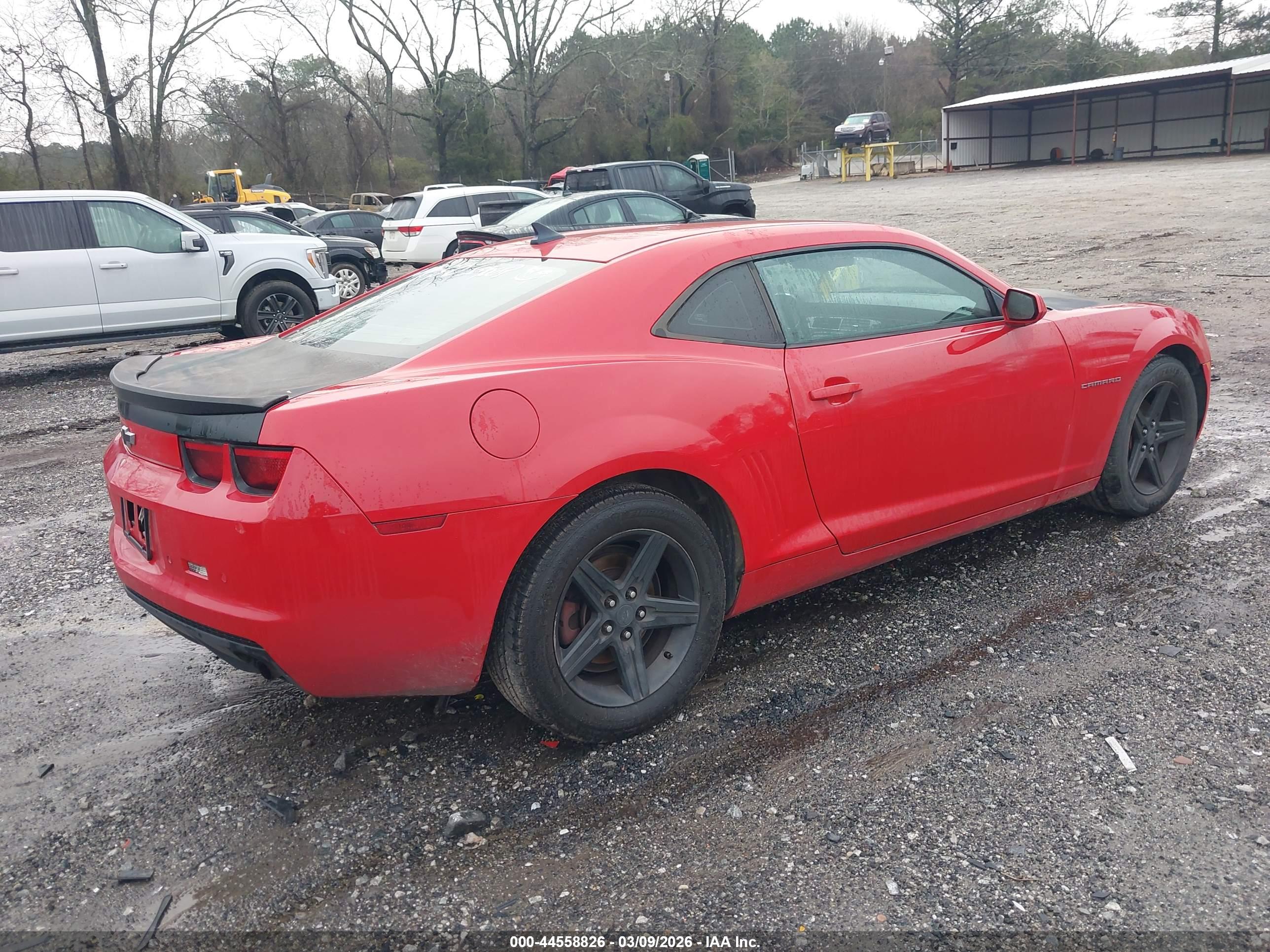 CHEVROLET CAMARO image 4