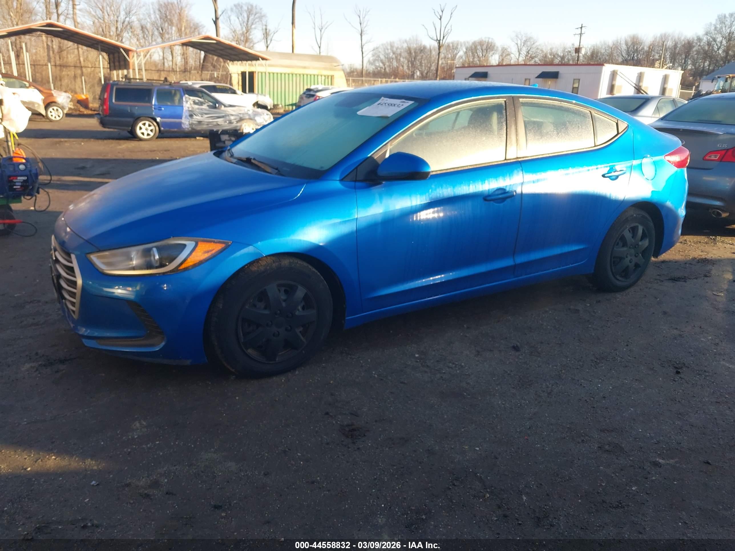 HYUNDAI ELANTRA image 2