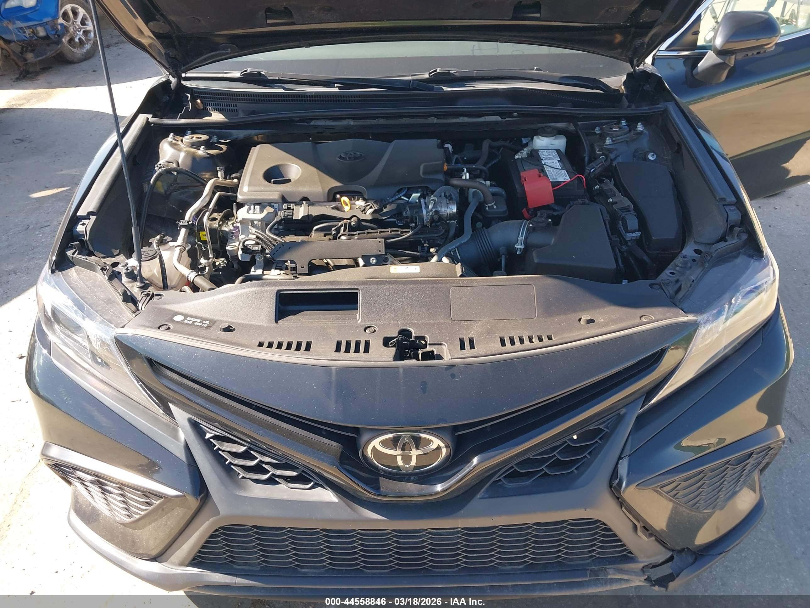 TOYOTA CAMRY image 10