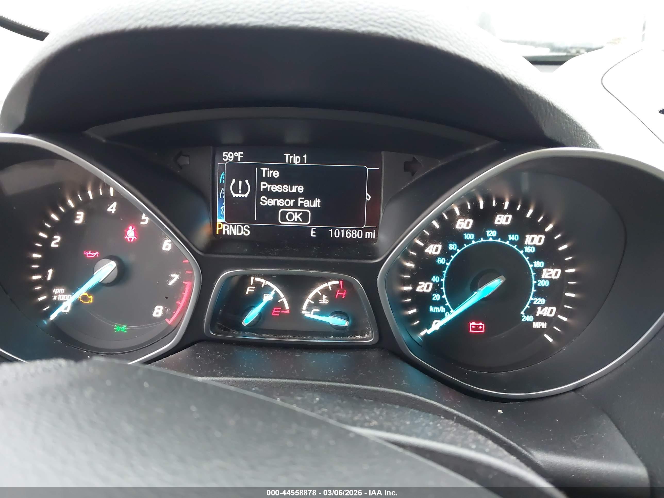 FORD ESCAPE image 7