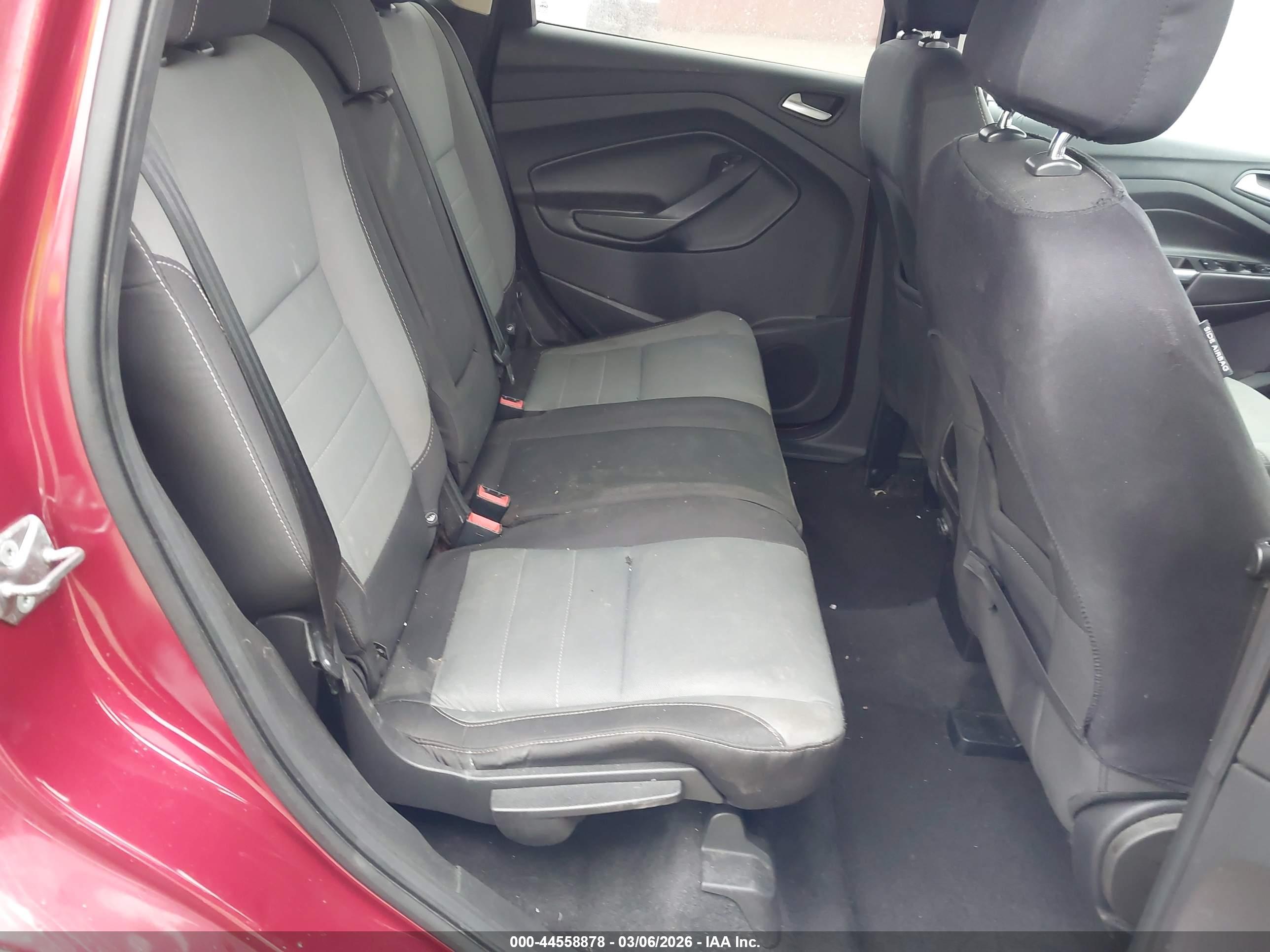 FORD ESCAPE image 8