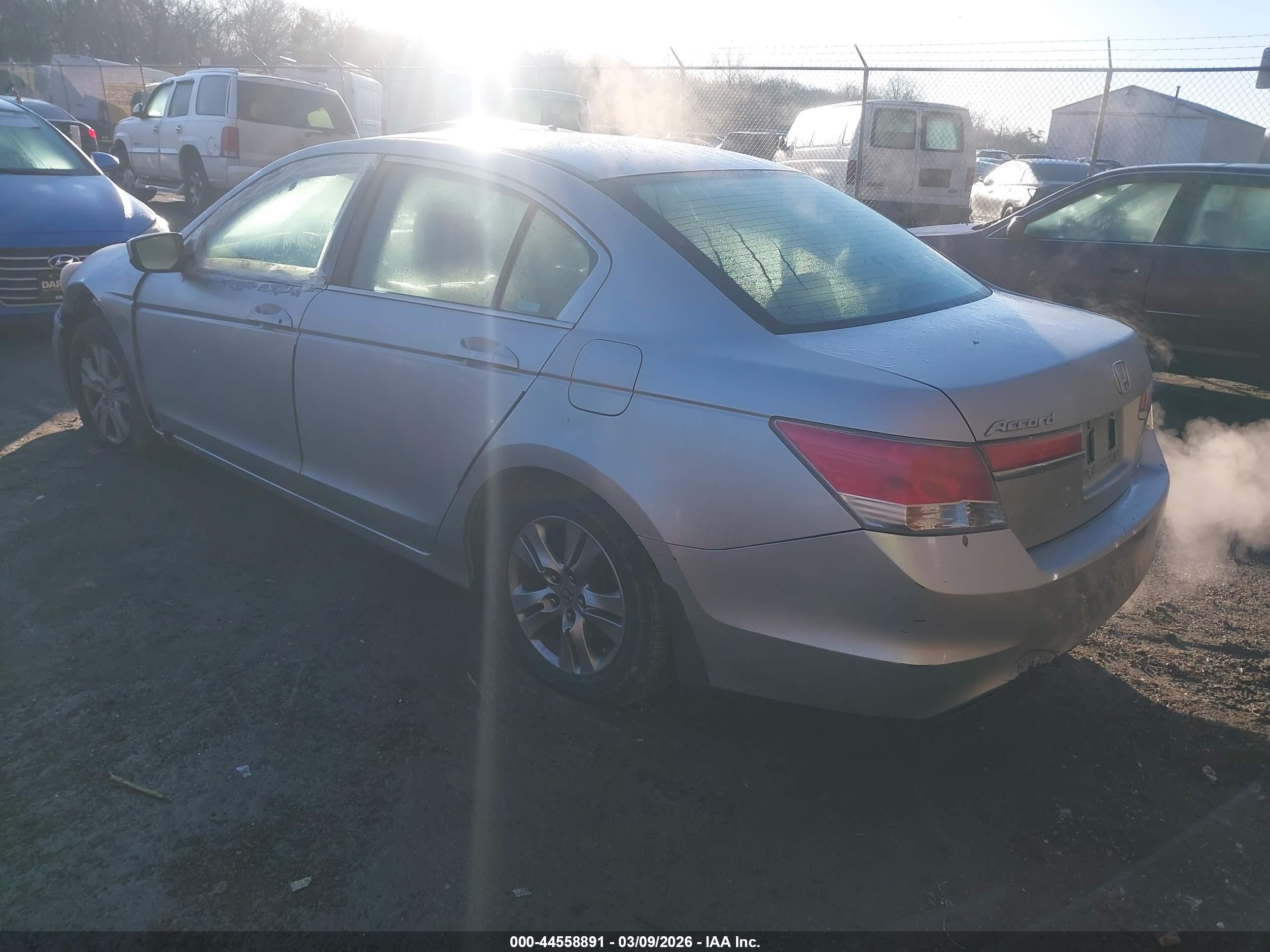 HONDA ACCORD image 3