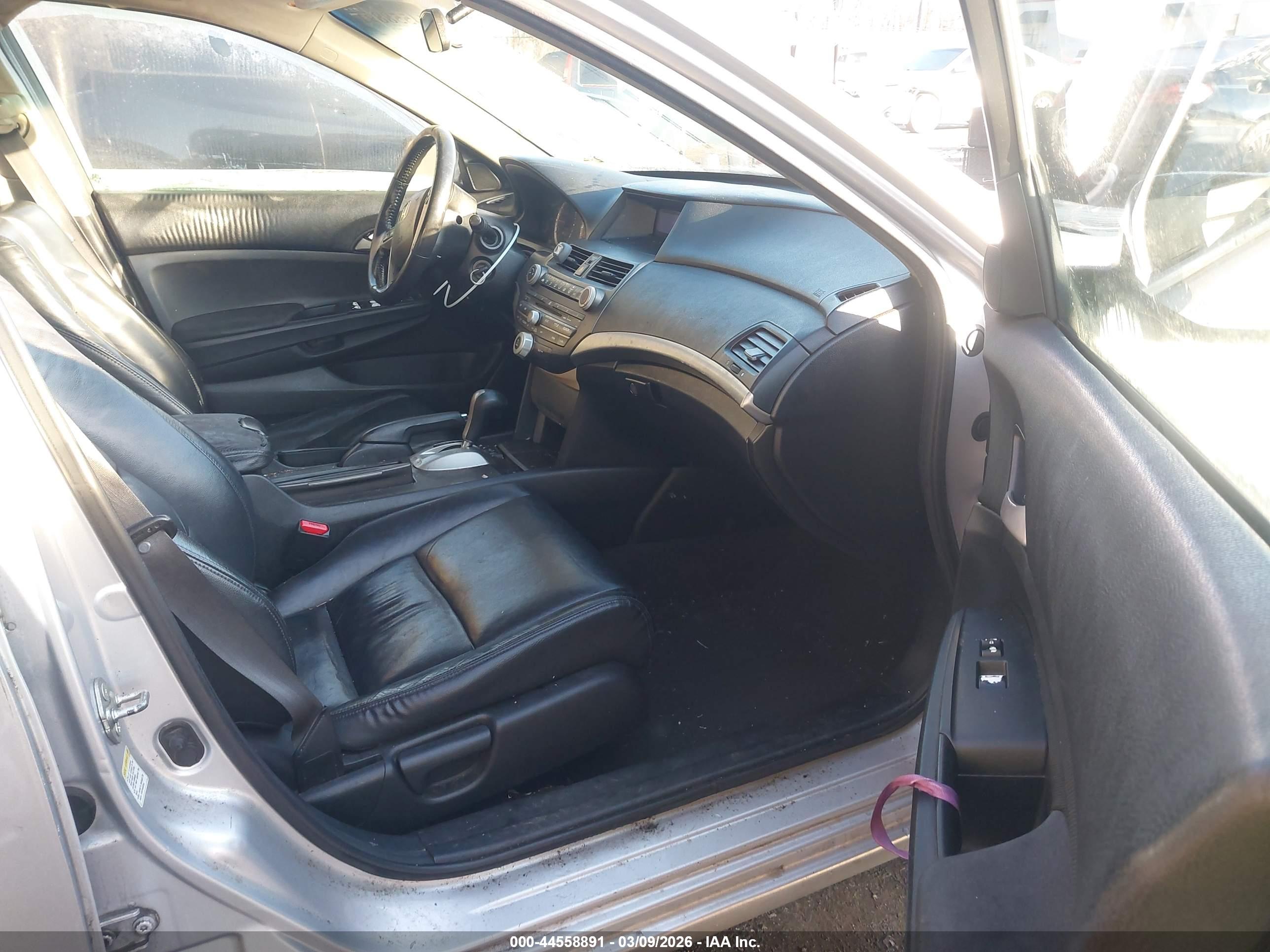 HONDA ACCORD image 5