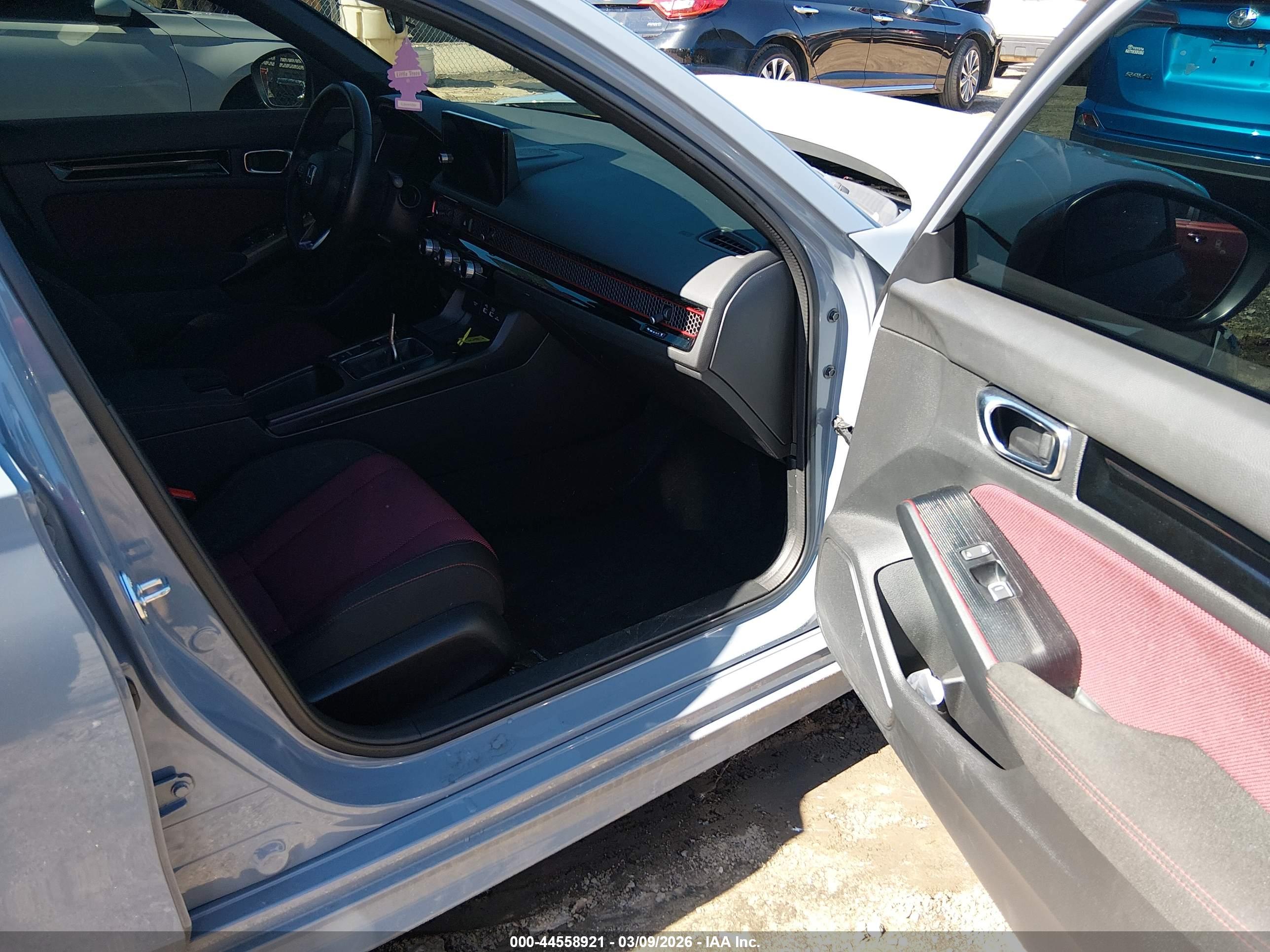 HONDA CIVIC image 5