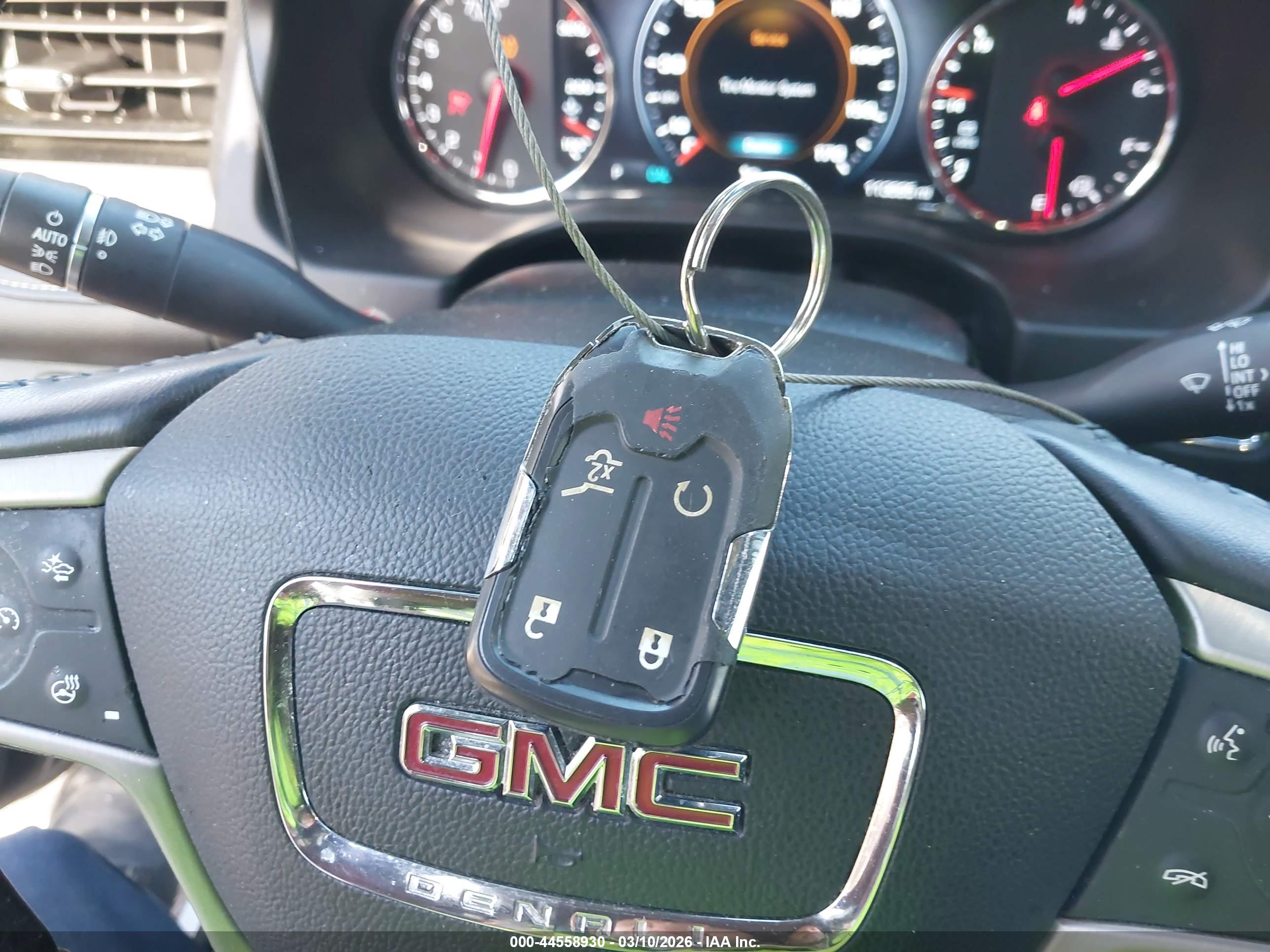 GMC ACADIA image 11
