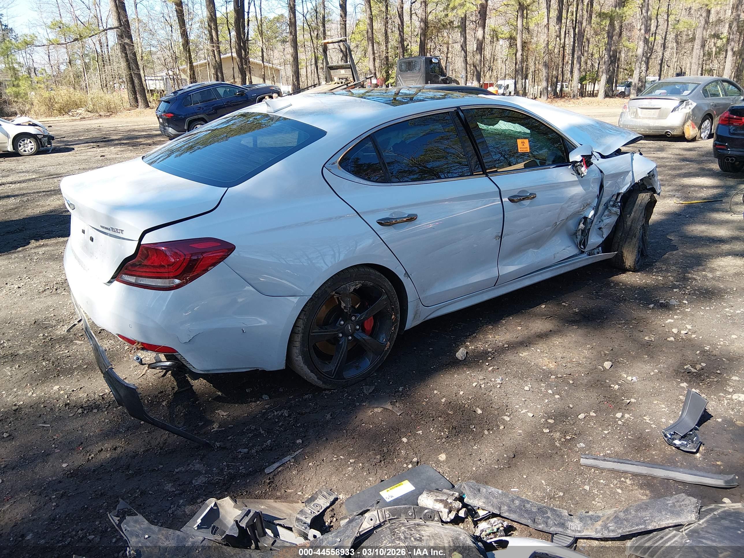 GENESIS G70 image 4