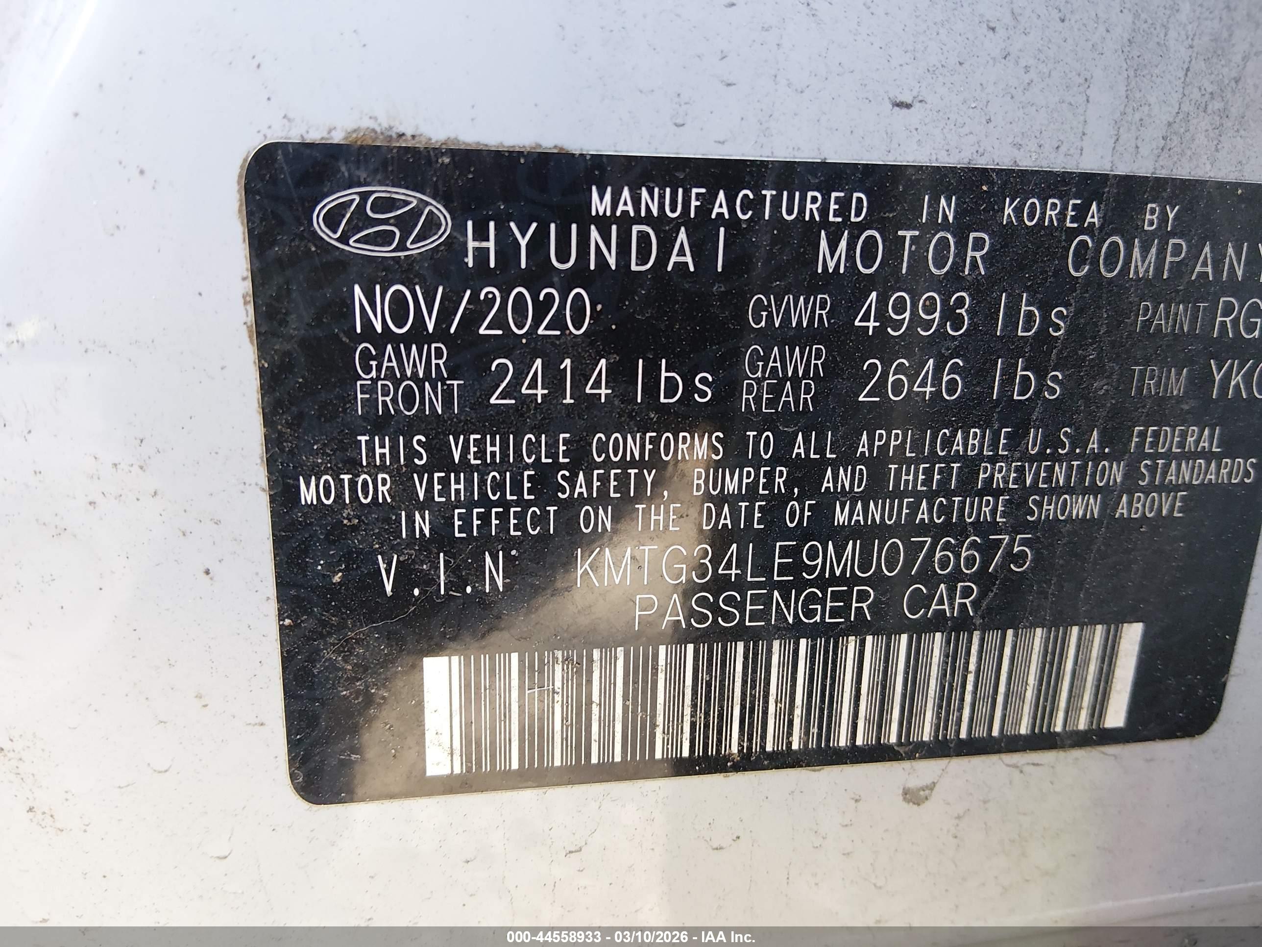 GENESIS G70 image 9