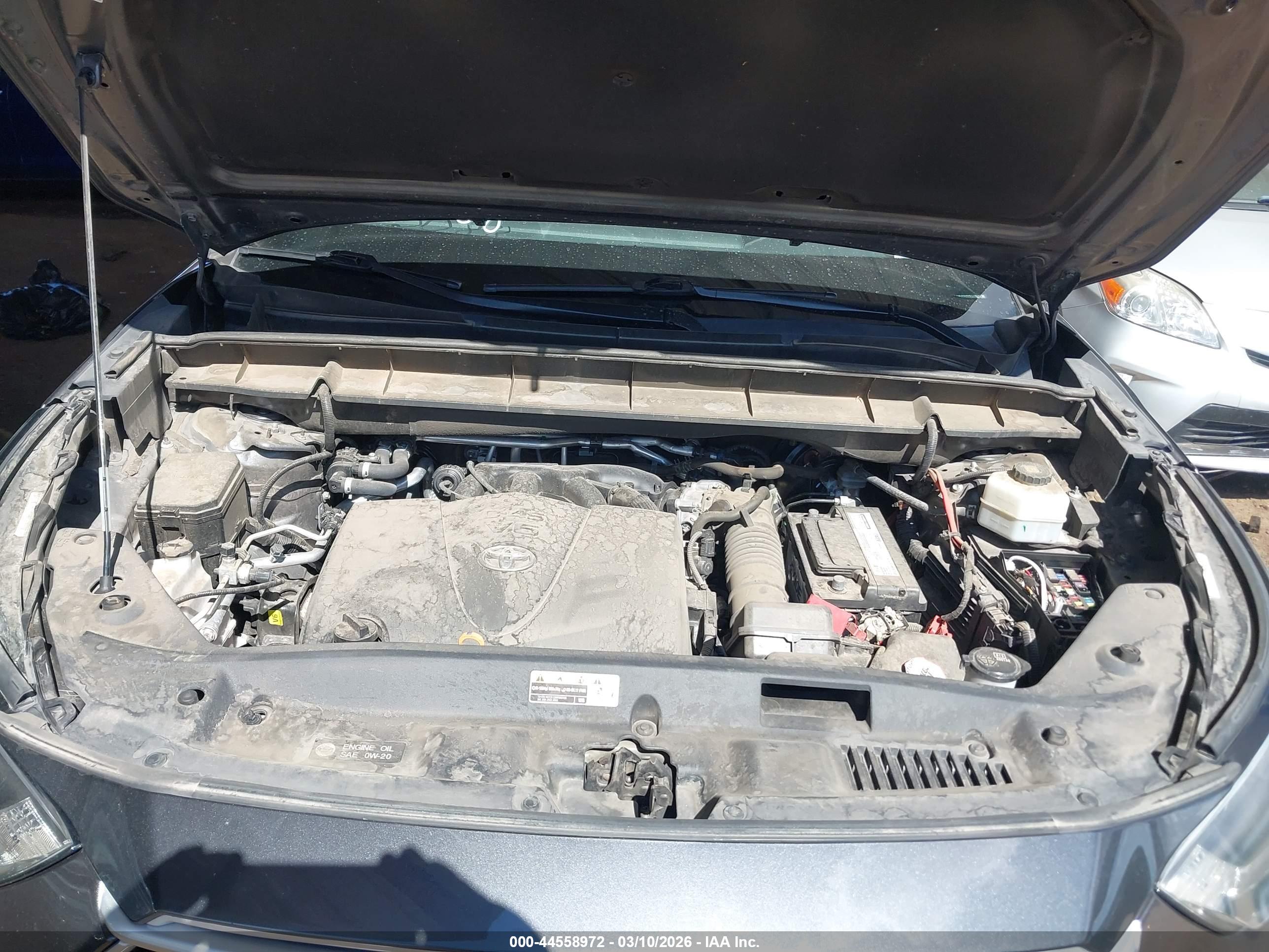 TOYOTA HIGHLANDER image 10