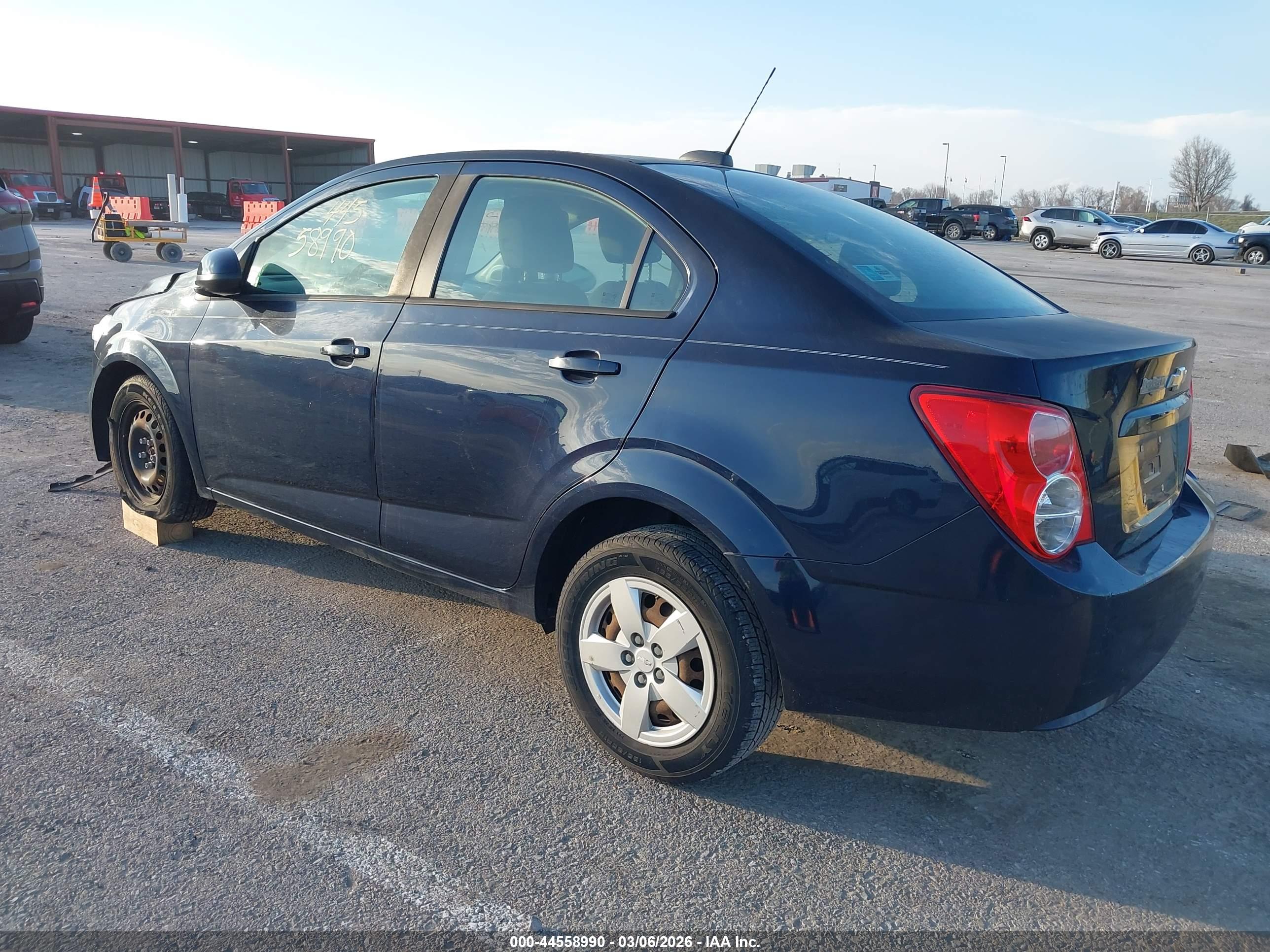CHEVROLET SONIC image 3