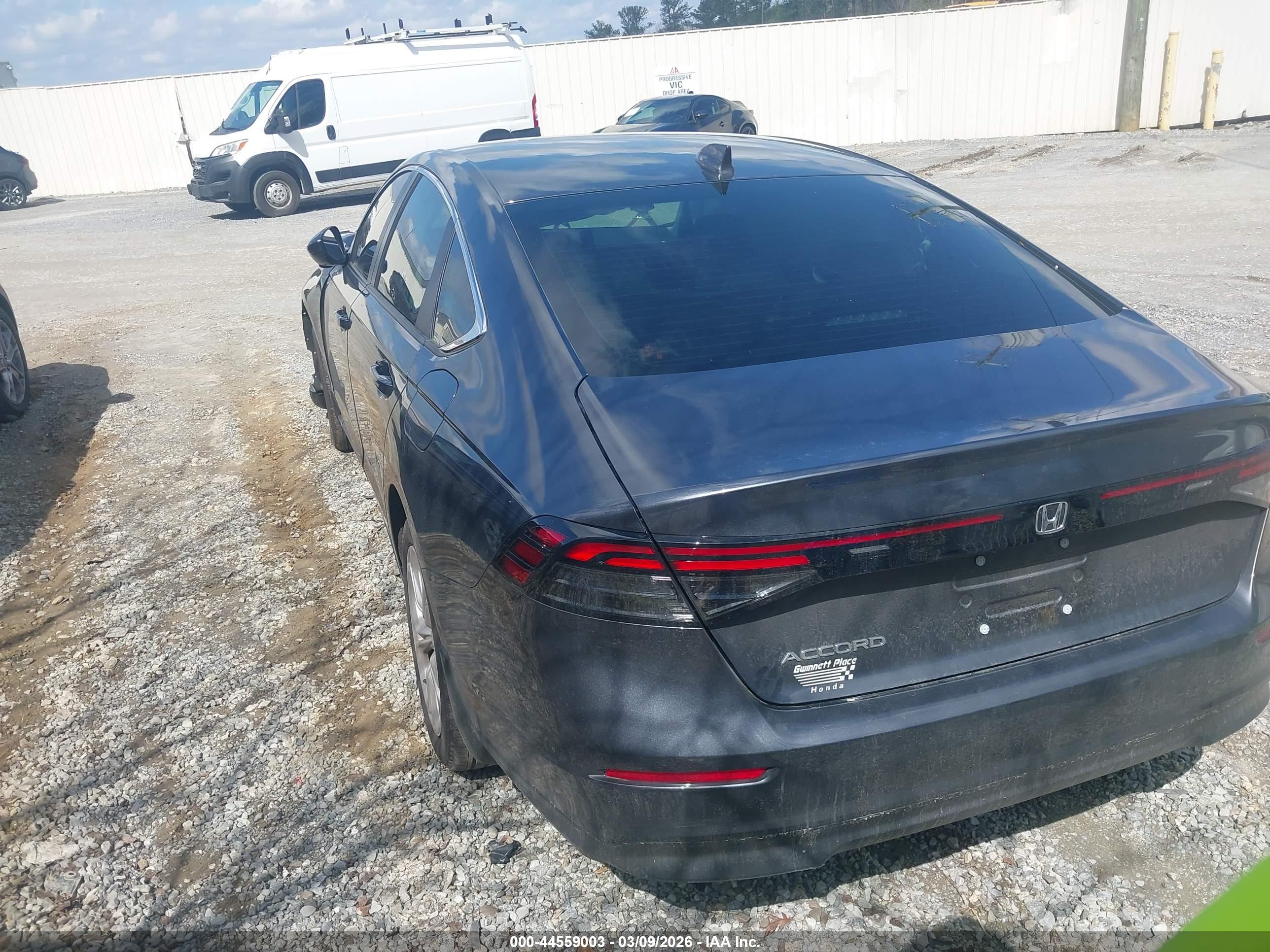 HONDA ACCORD image 3