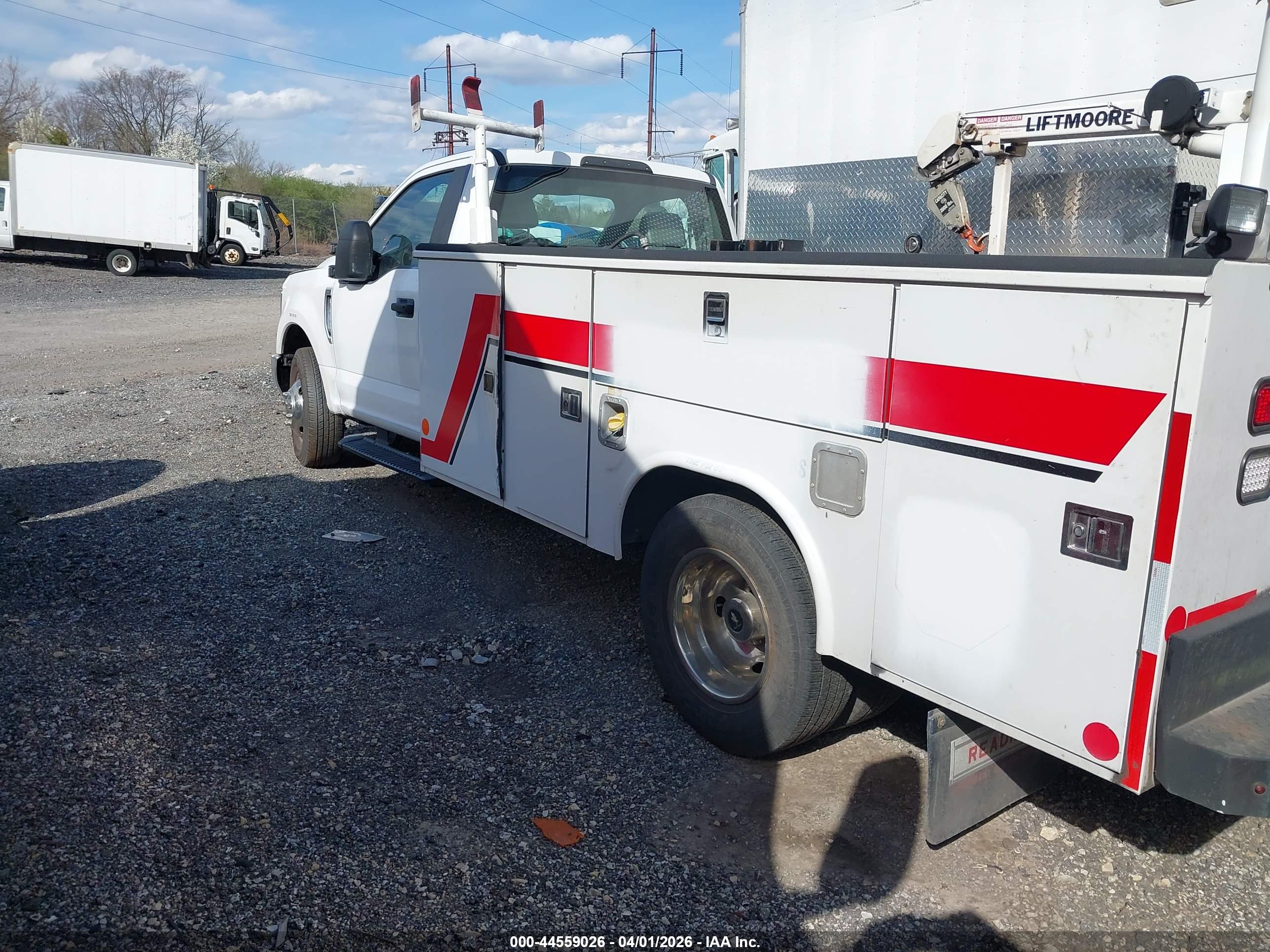 FORD F-350 image 3