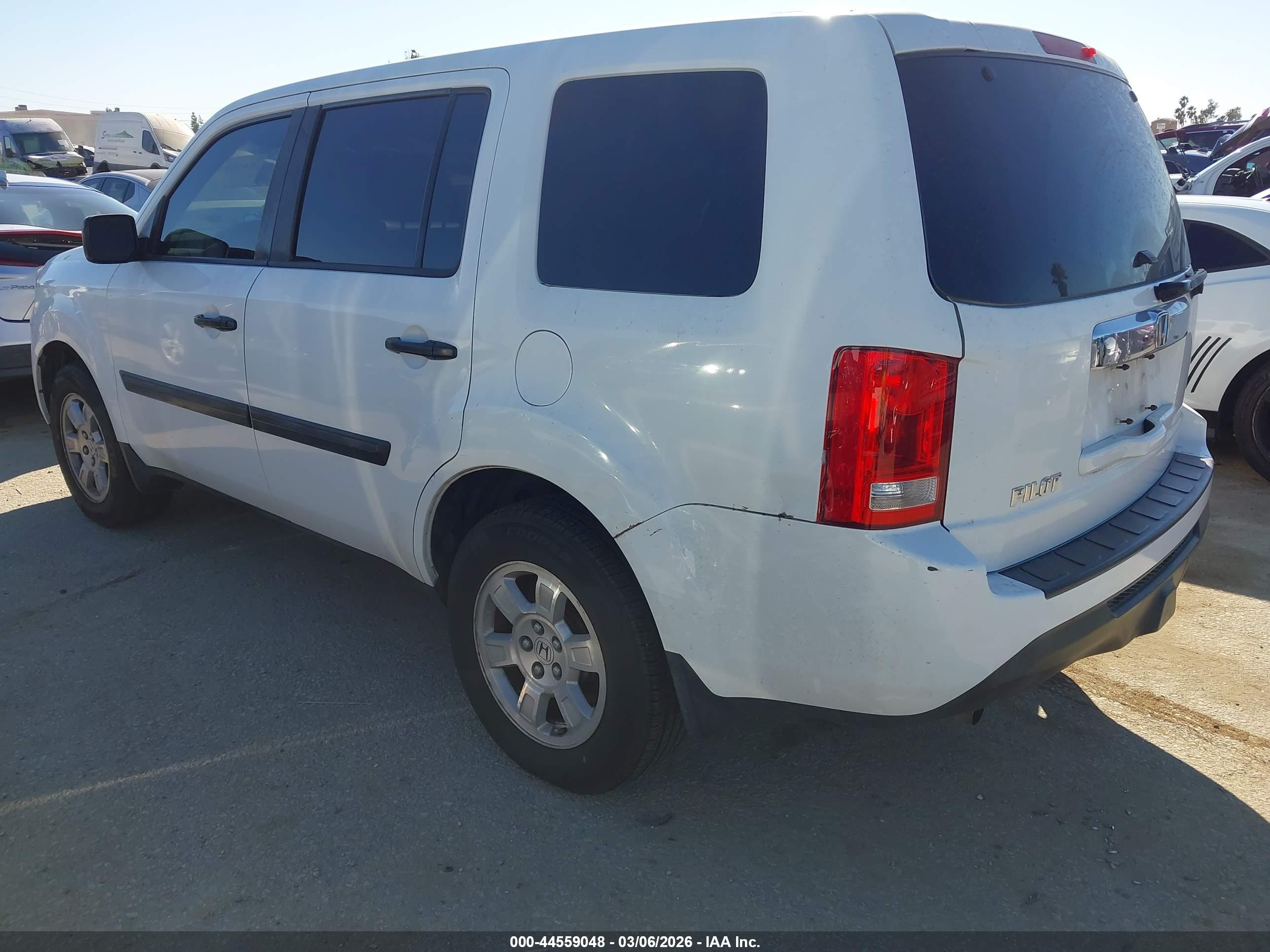 HONDA PILOT image 3