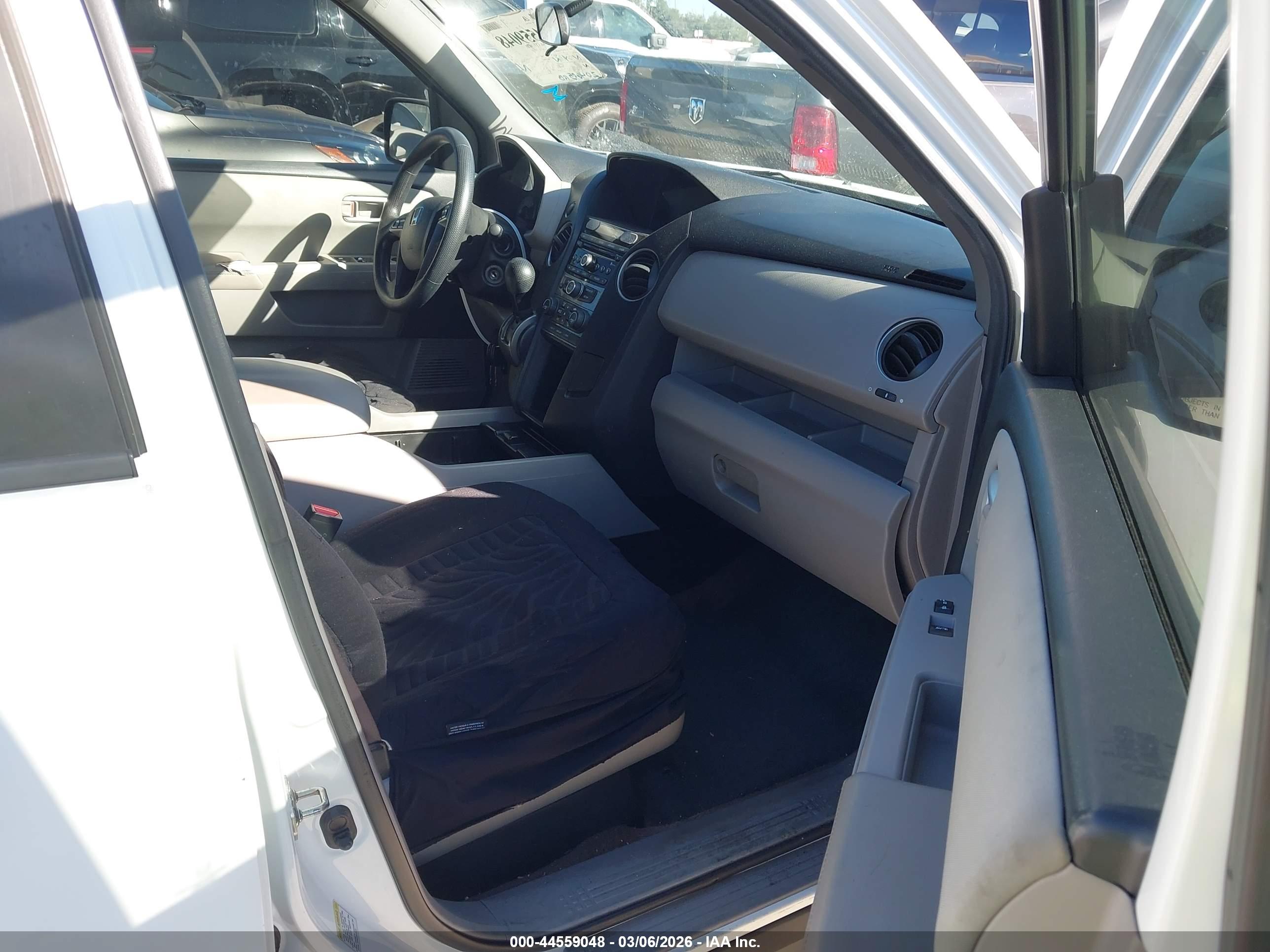 HONDA PILOT image 5