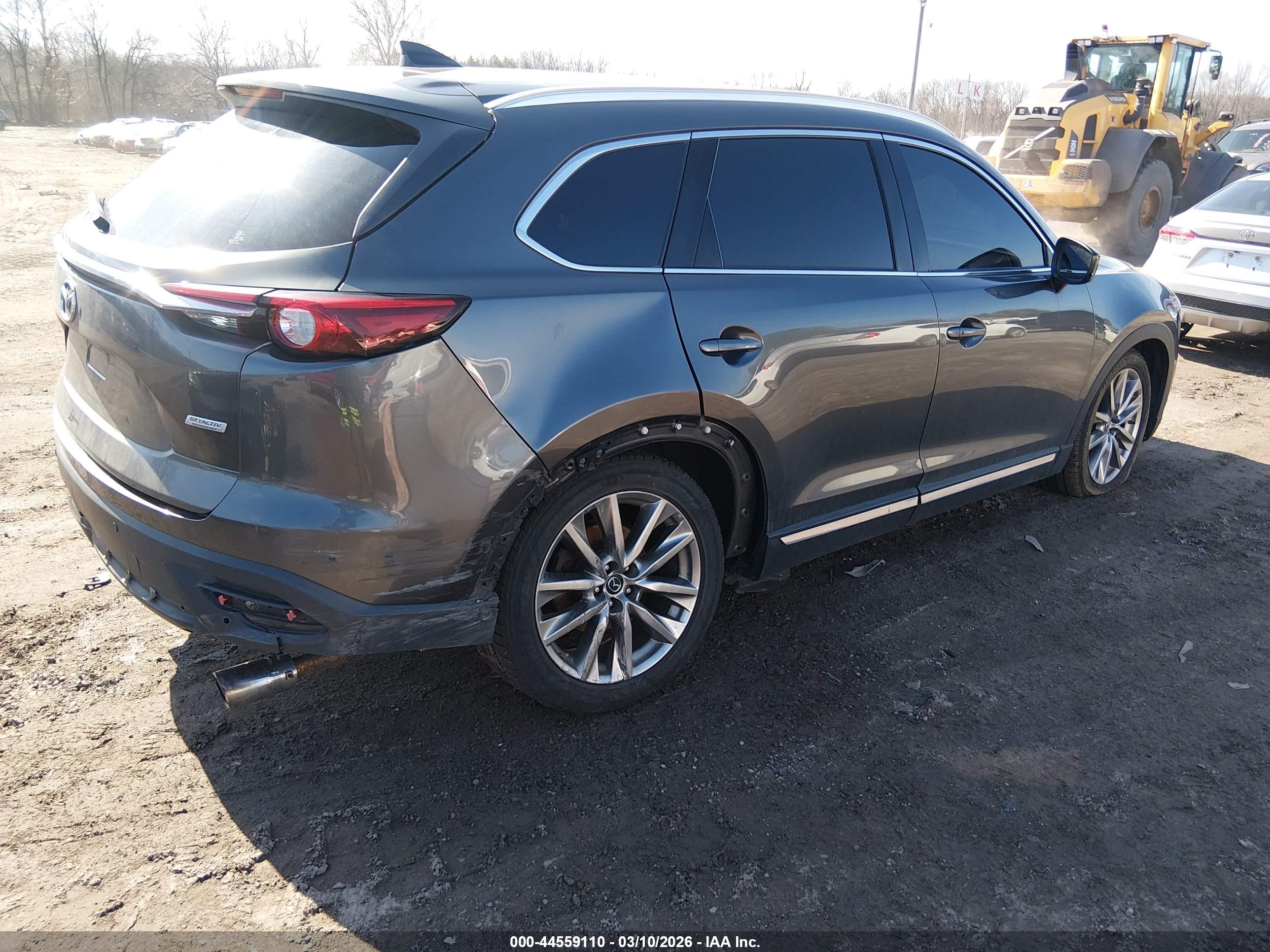 MAZDA CX-9 image 4