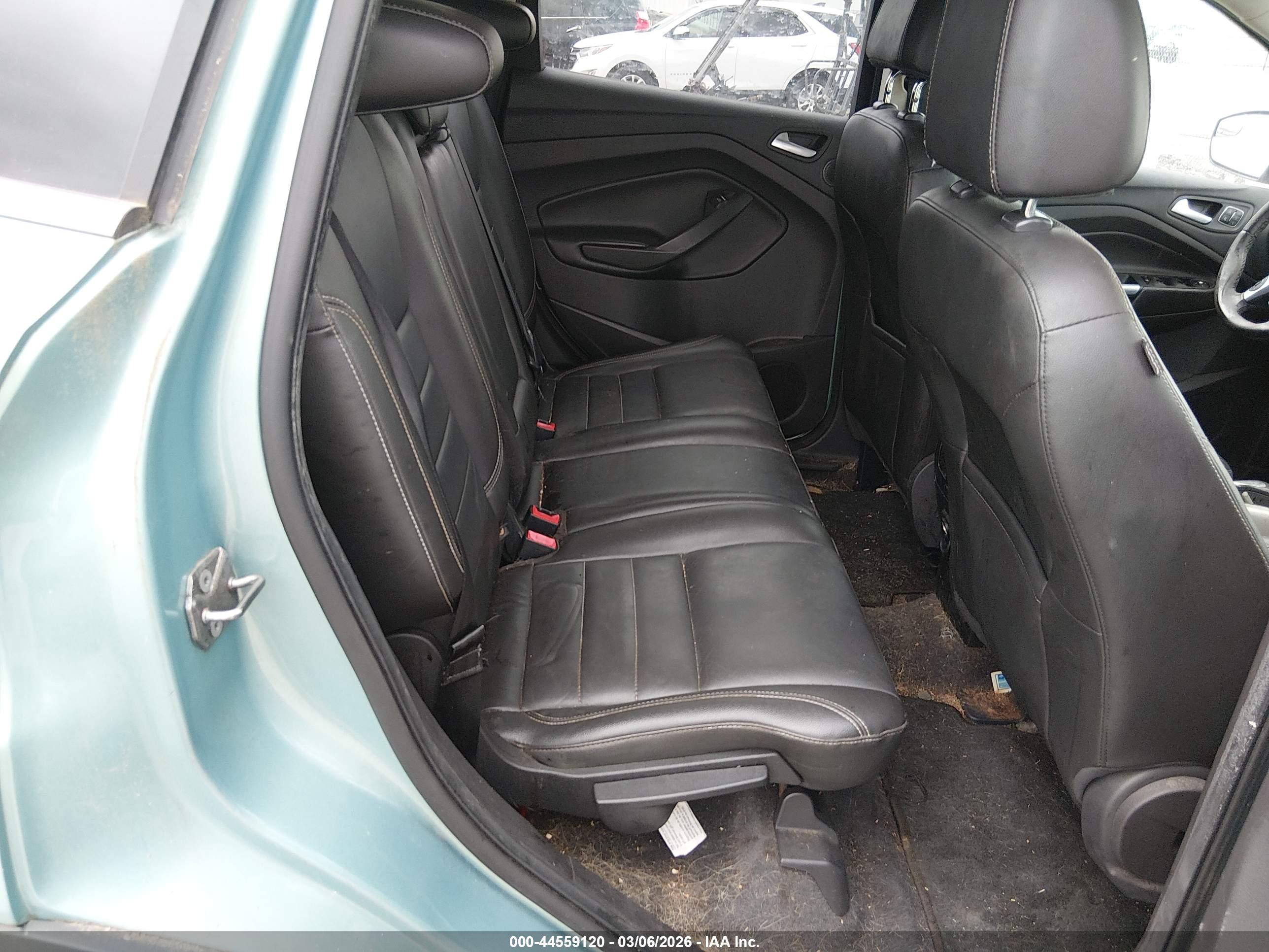 FORD ESCAPE image 8