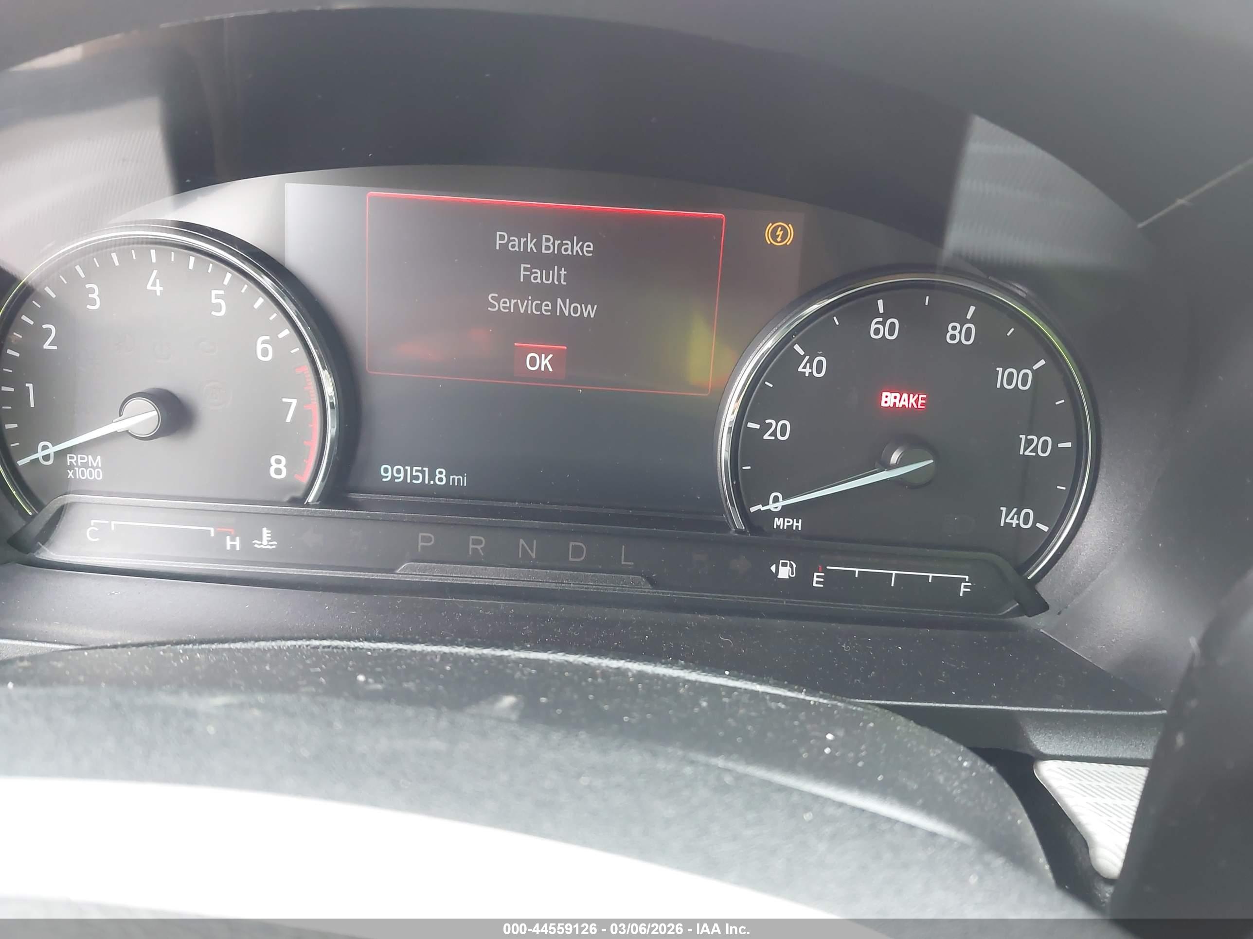 FORD EXPLORER image 7