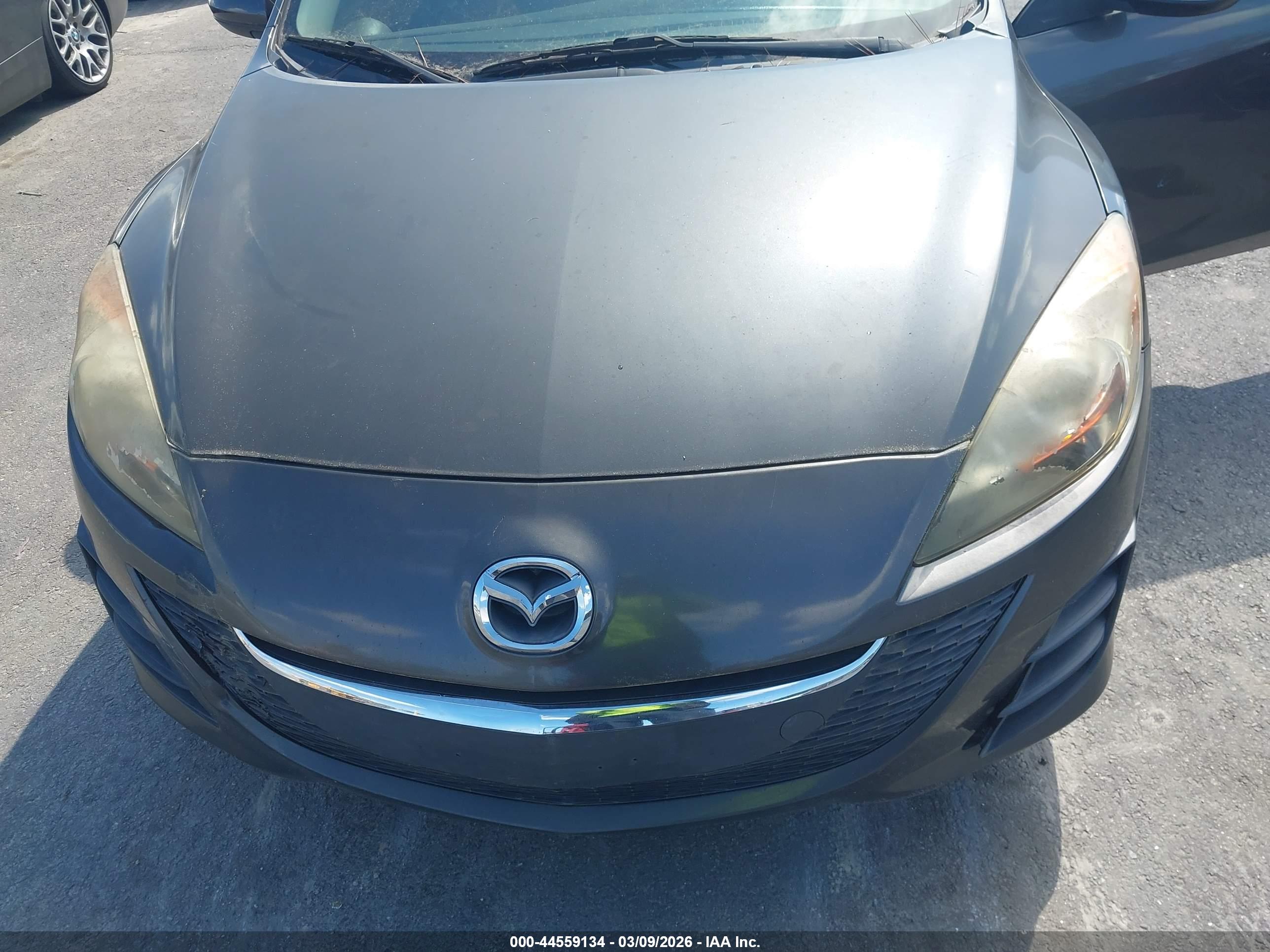 MAZDA MAZDA3 image 6