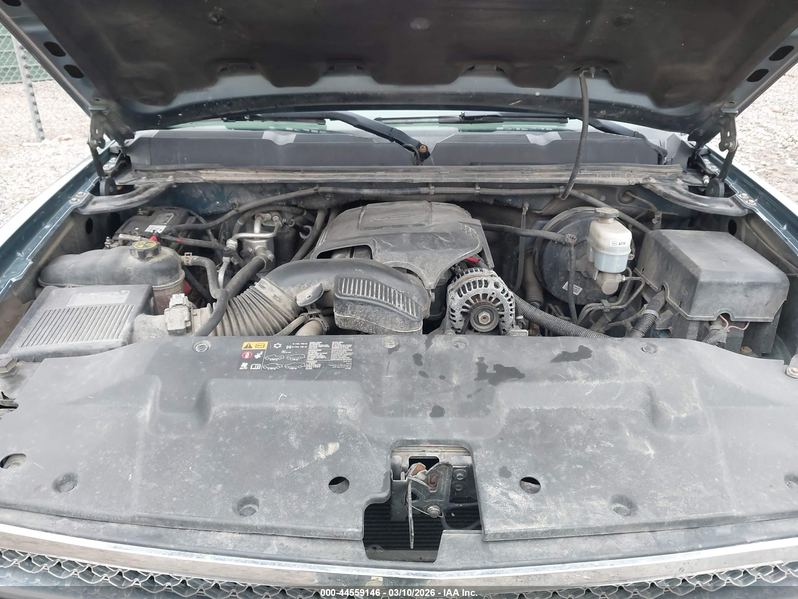 CHEVROLET SILVERADO image 10