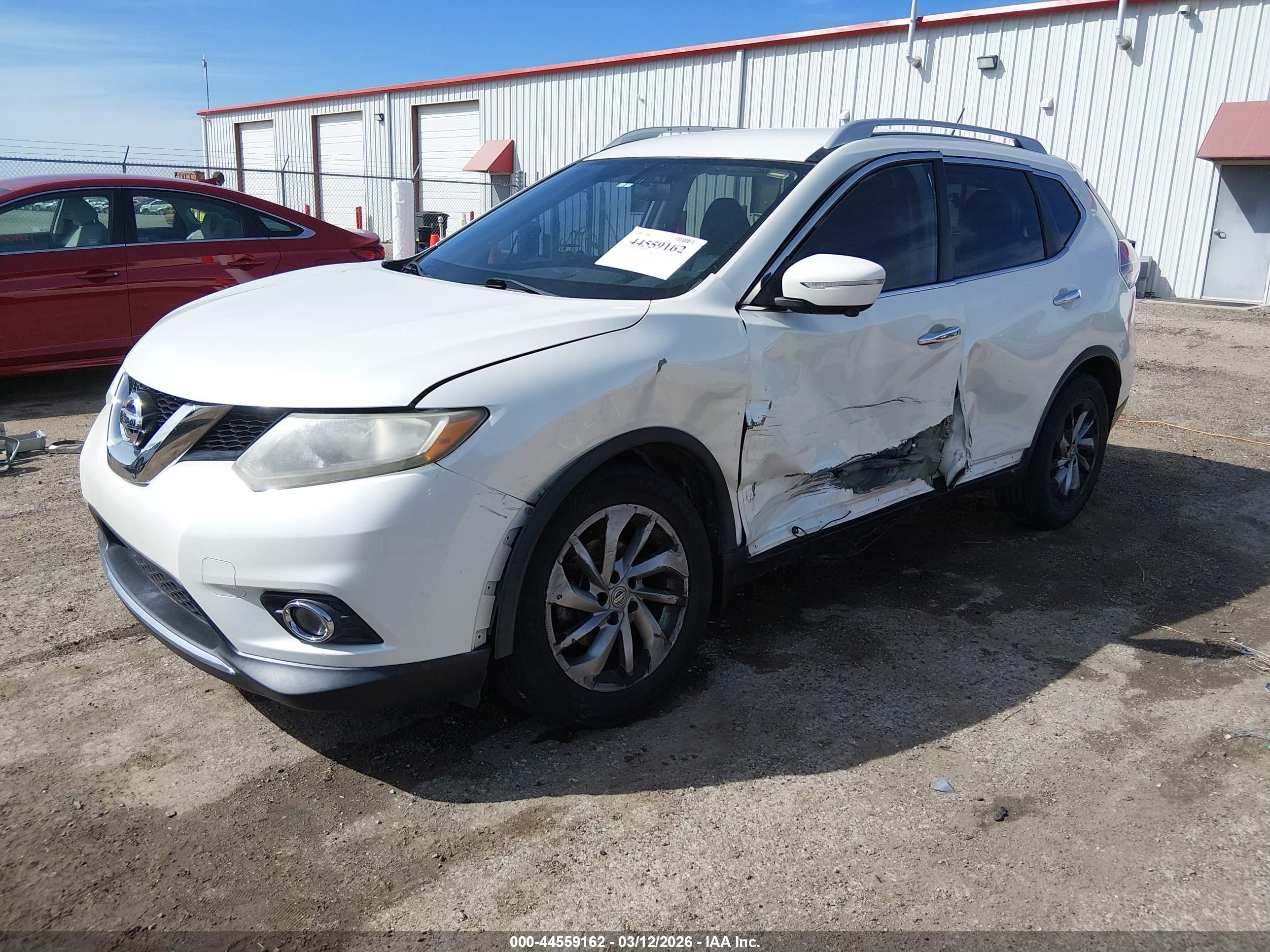 NISSAN ROGUE image 2