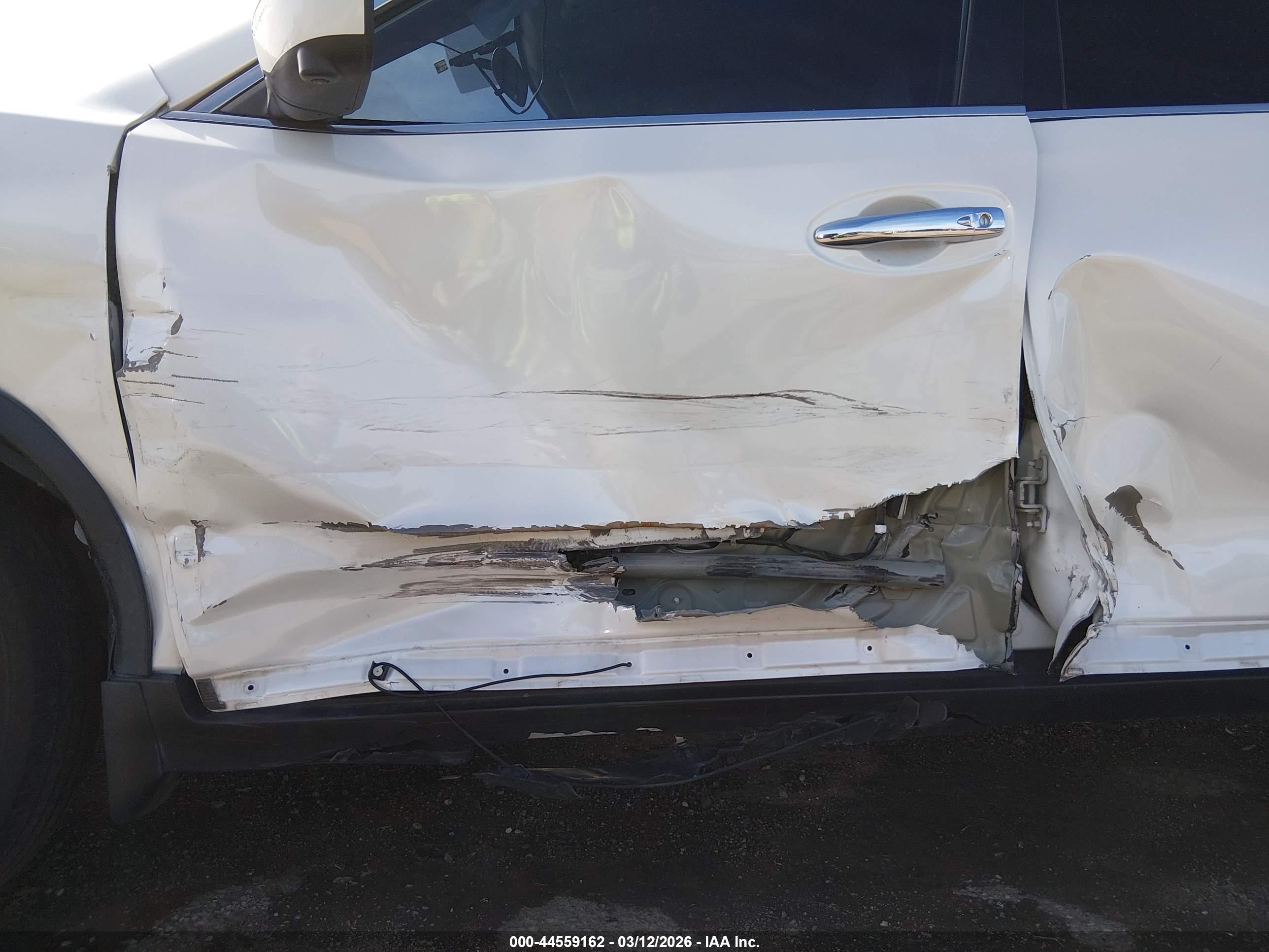 NISSAN ROGUE image 6