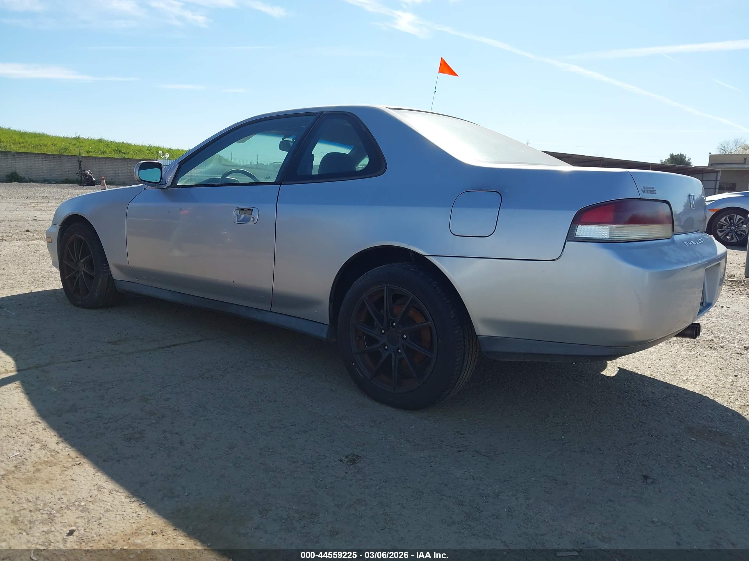 HONDA PRELUDE image 3