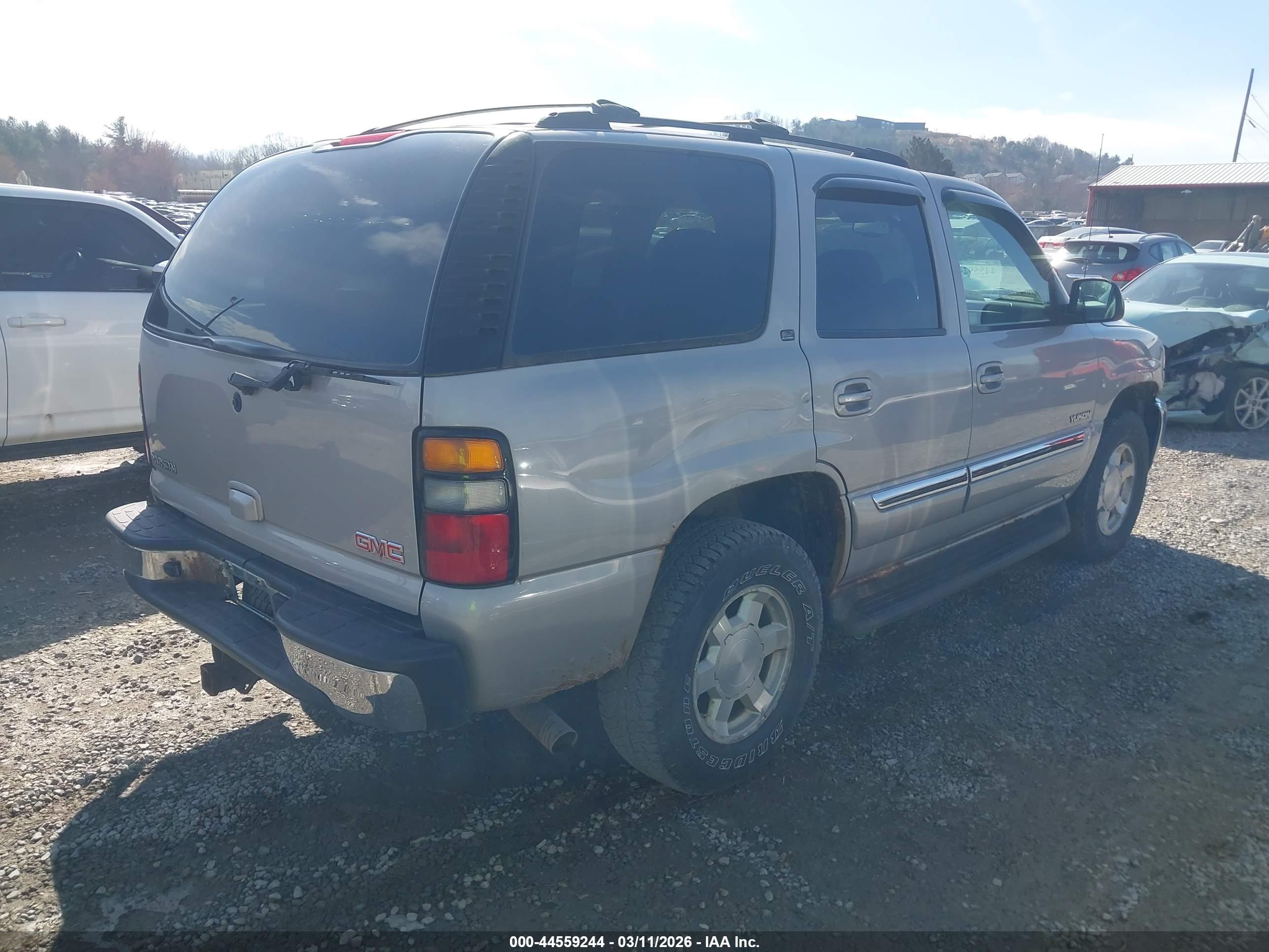 GMC YUKON image 4