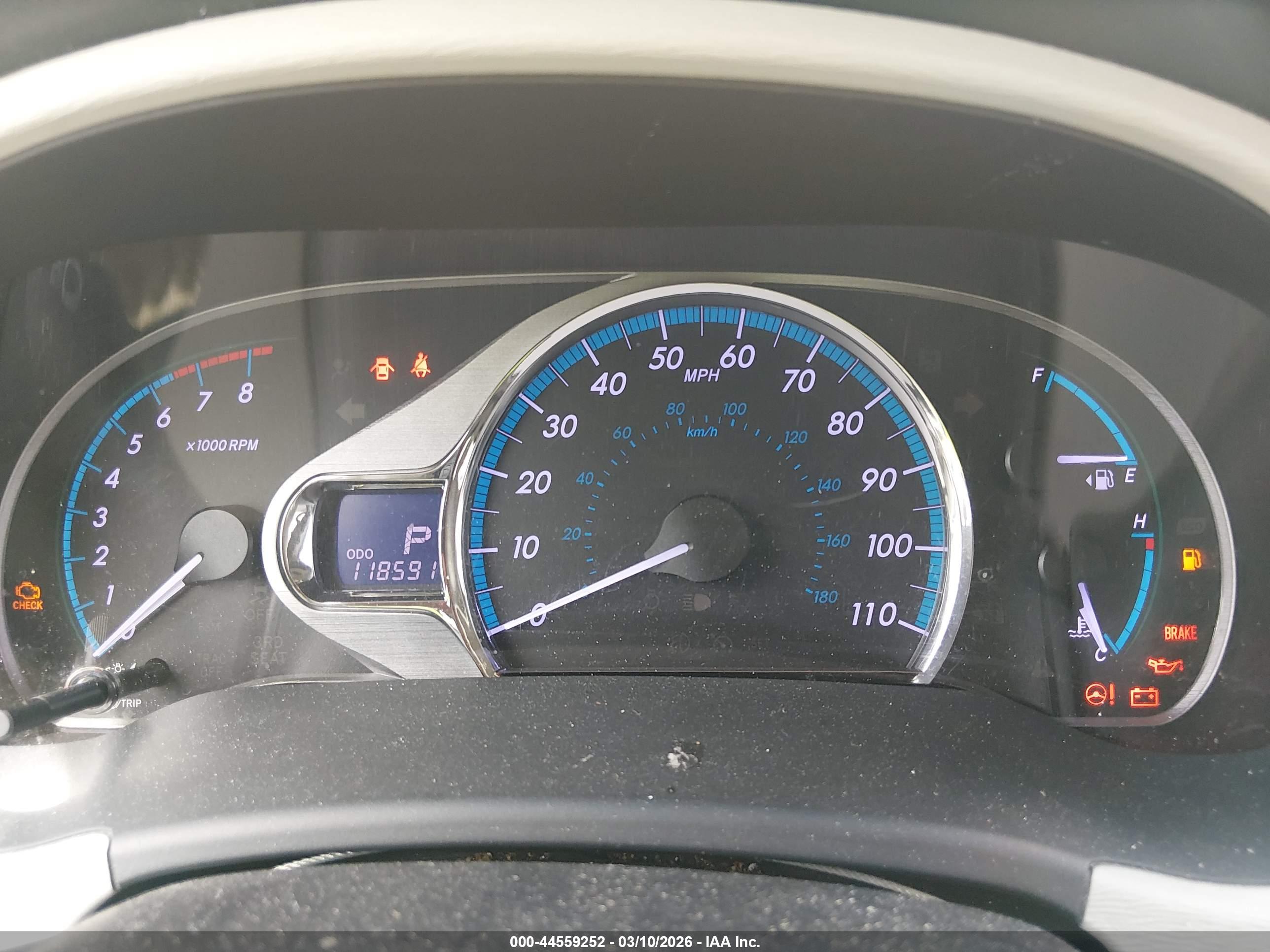 TOYOTA SIENNA image 7