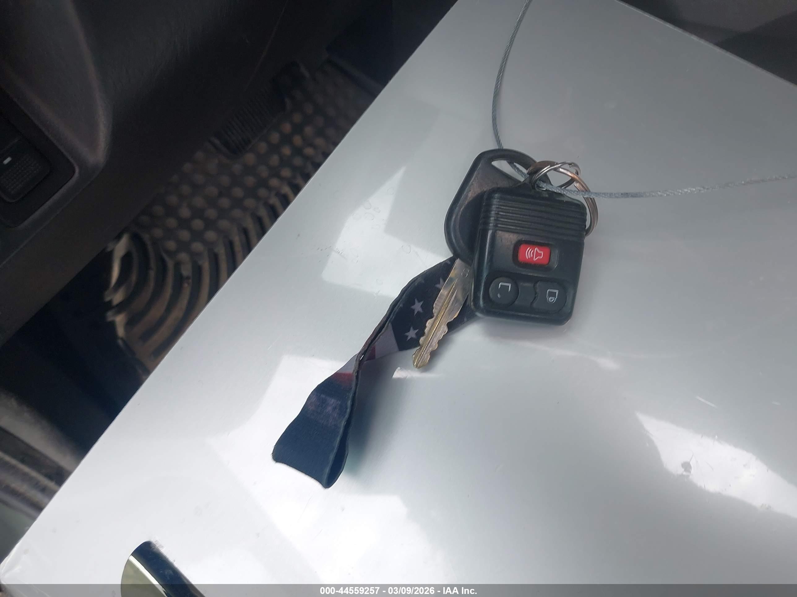 FORD ESCAPE image 11