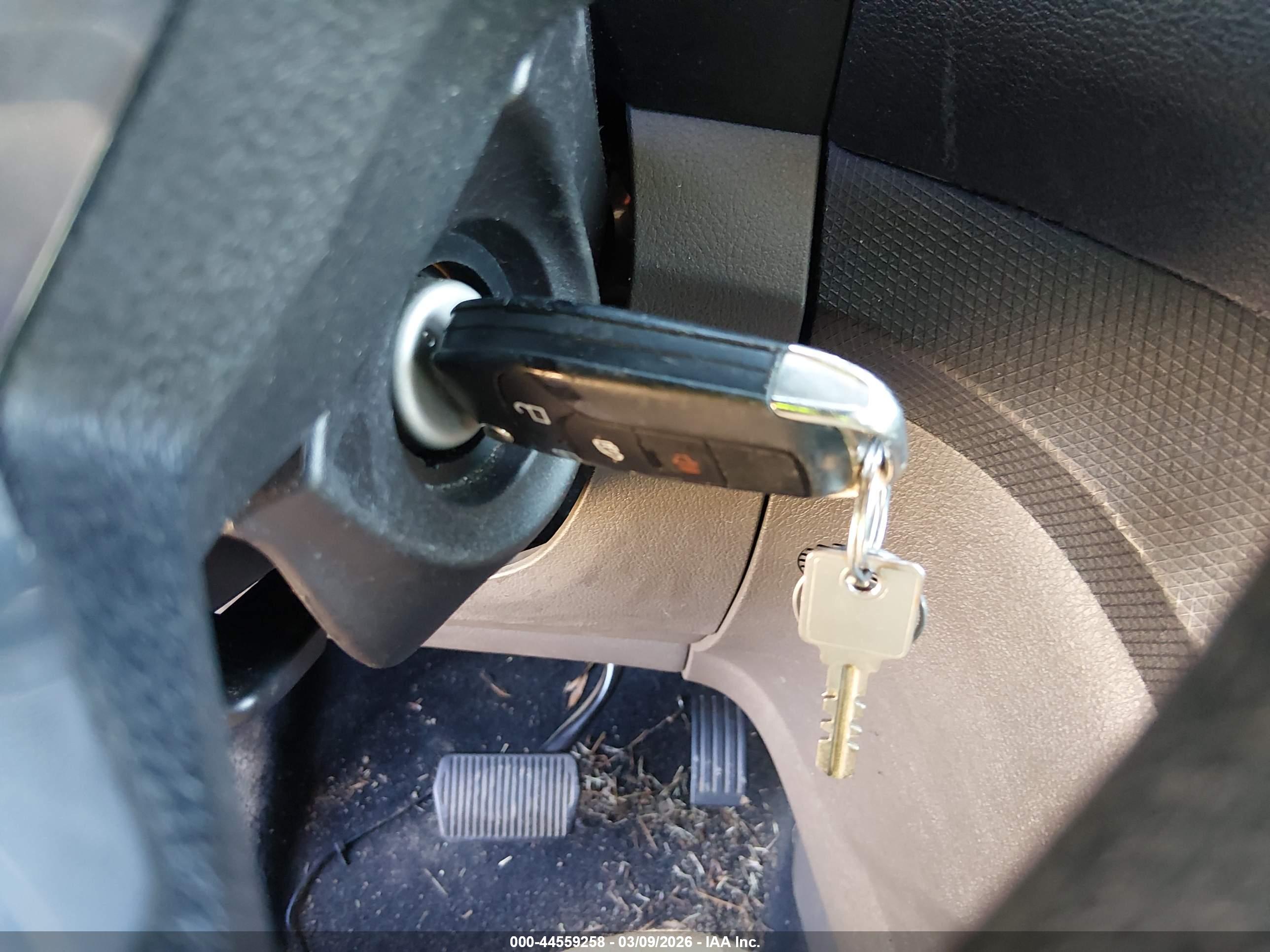 FORD TRANSIT image 11