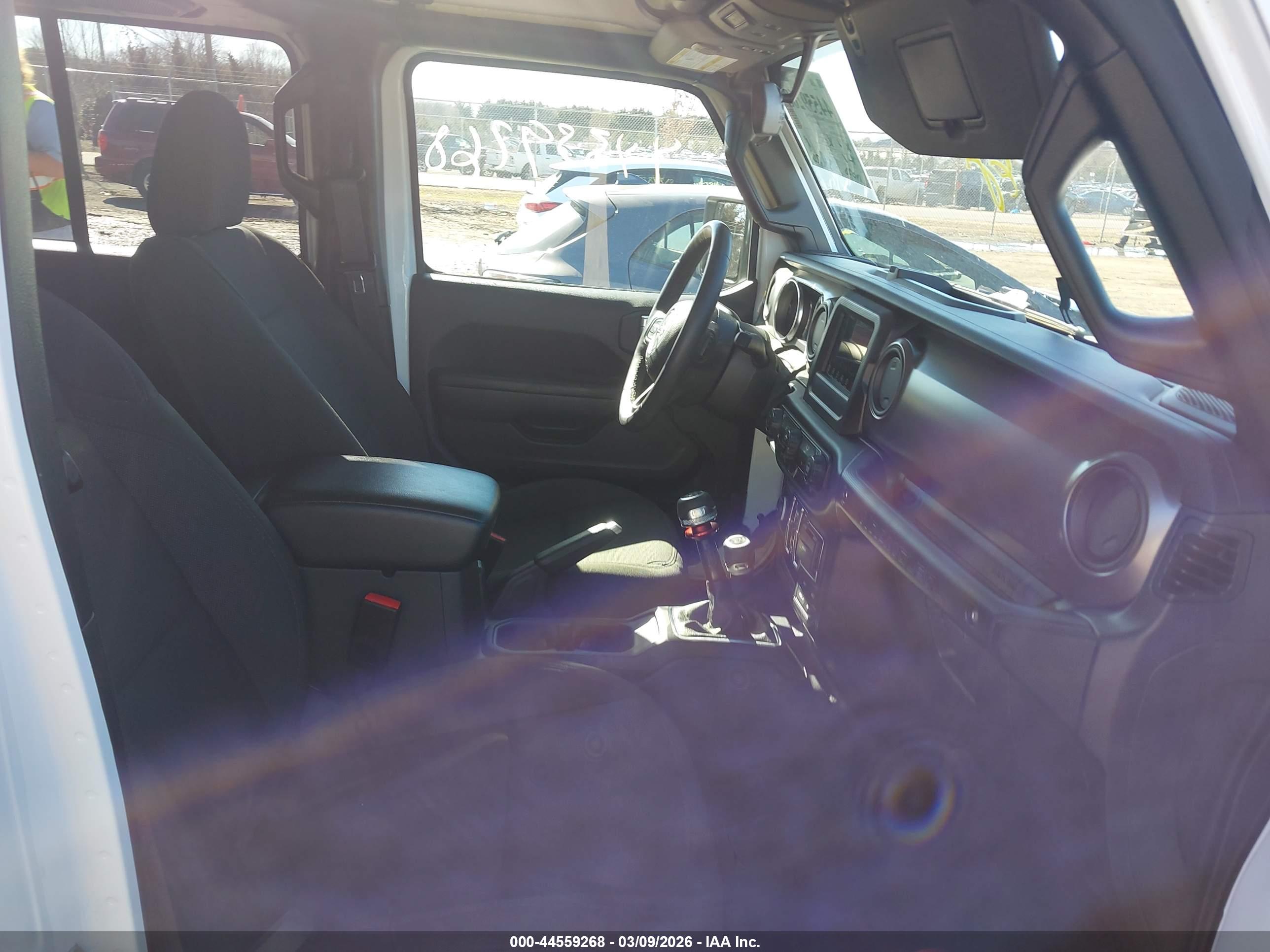 JEEP WRANGLER image 5