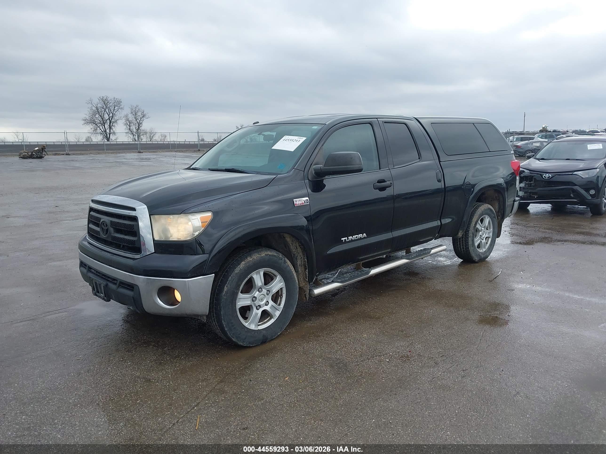 TOYOTA TUNDRA image 2