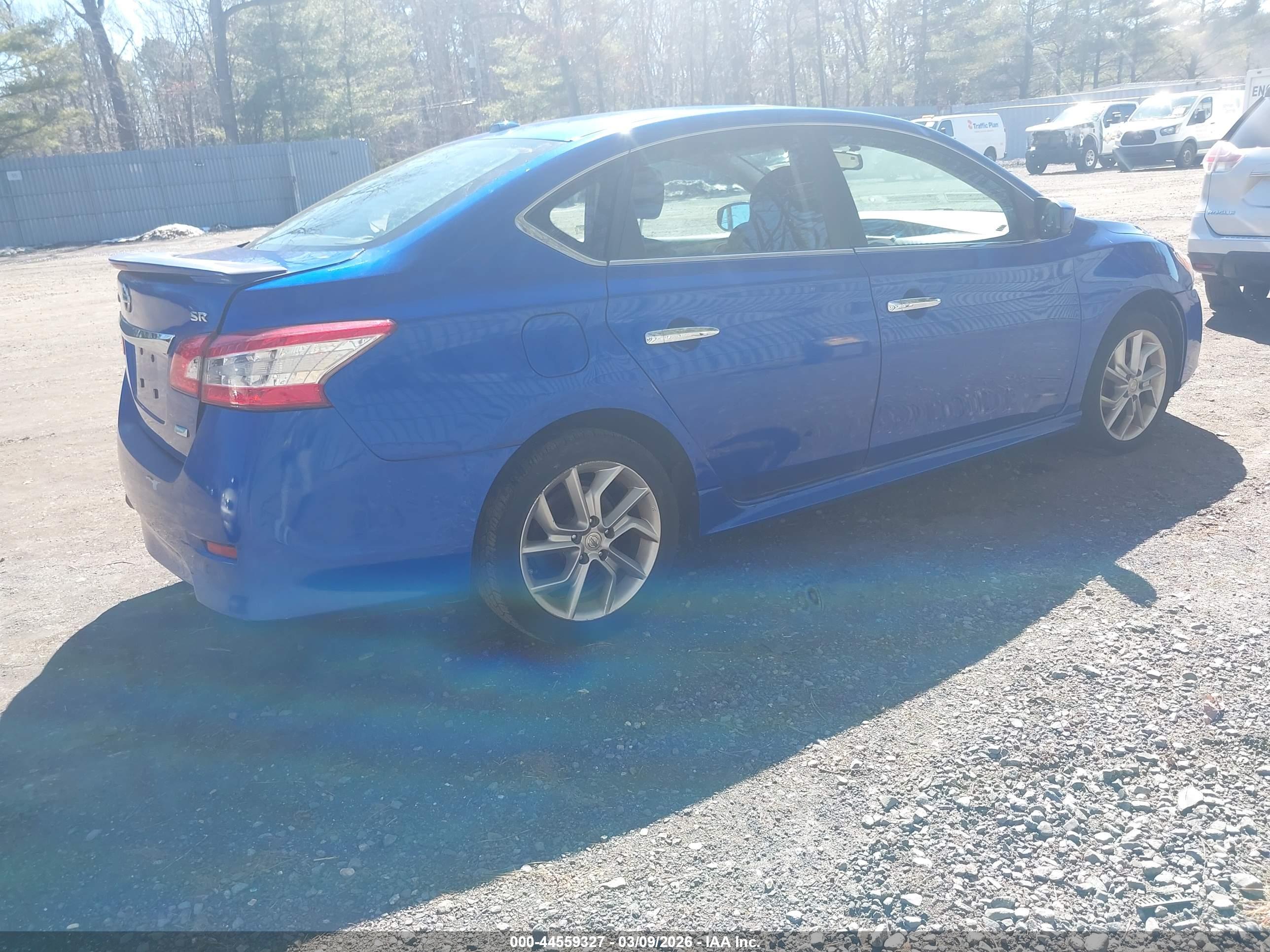 NISSAN SENTRA image 4