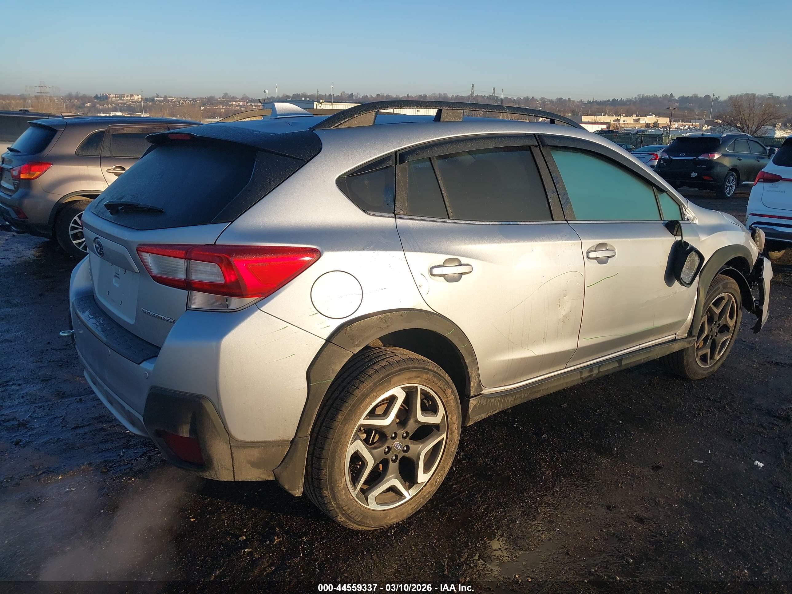 SUBARU CROSSTREK image 4