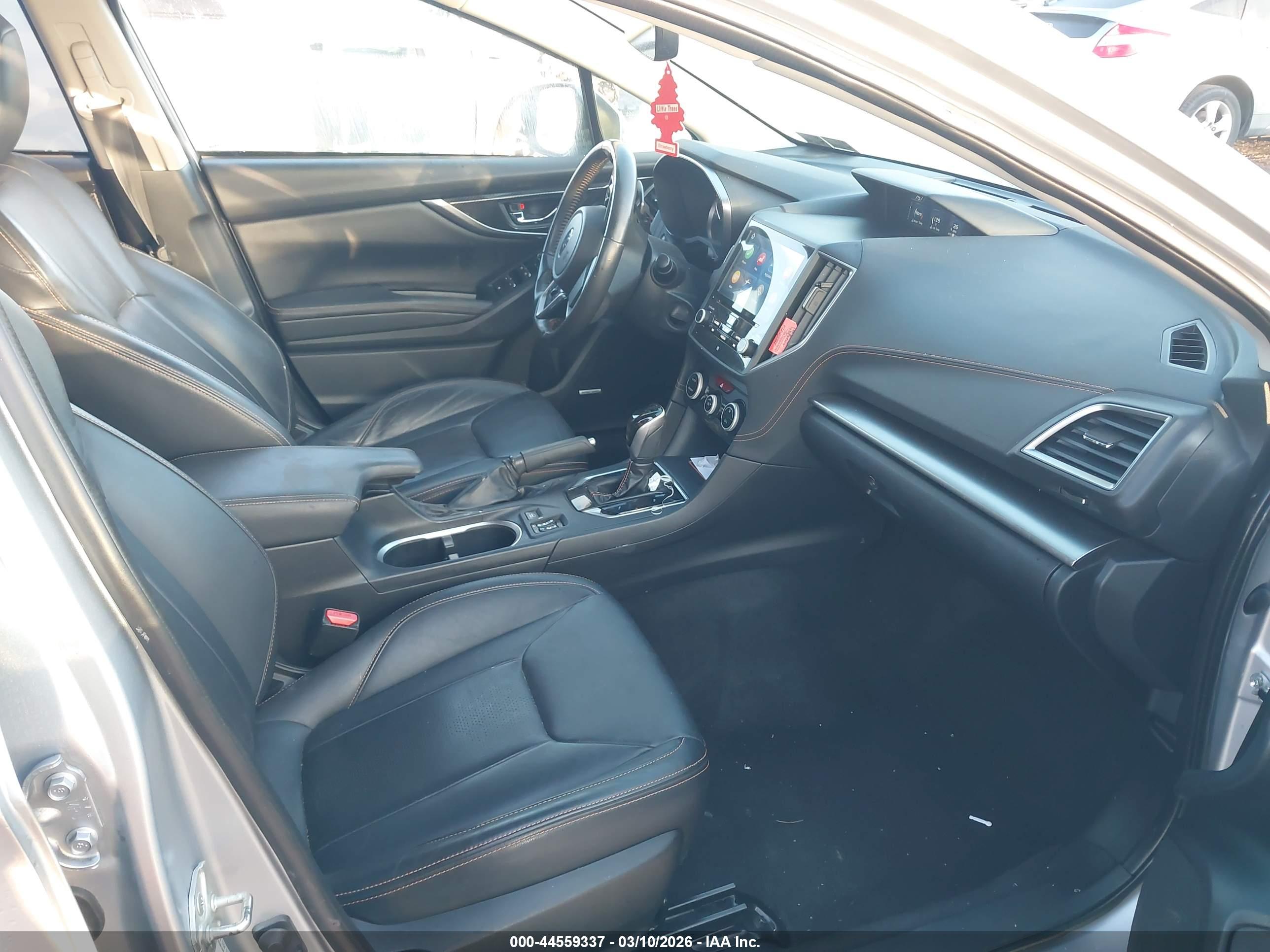 SUBARU CROSSTREK image 5