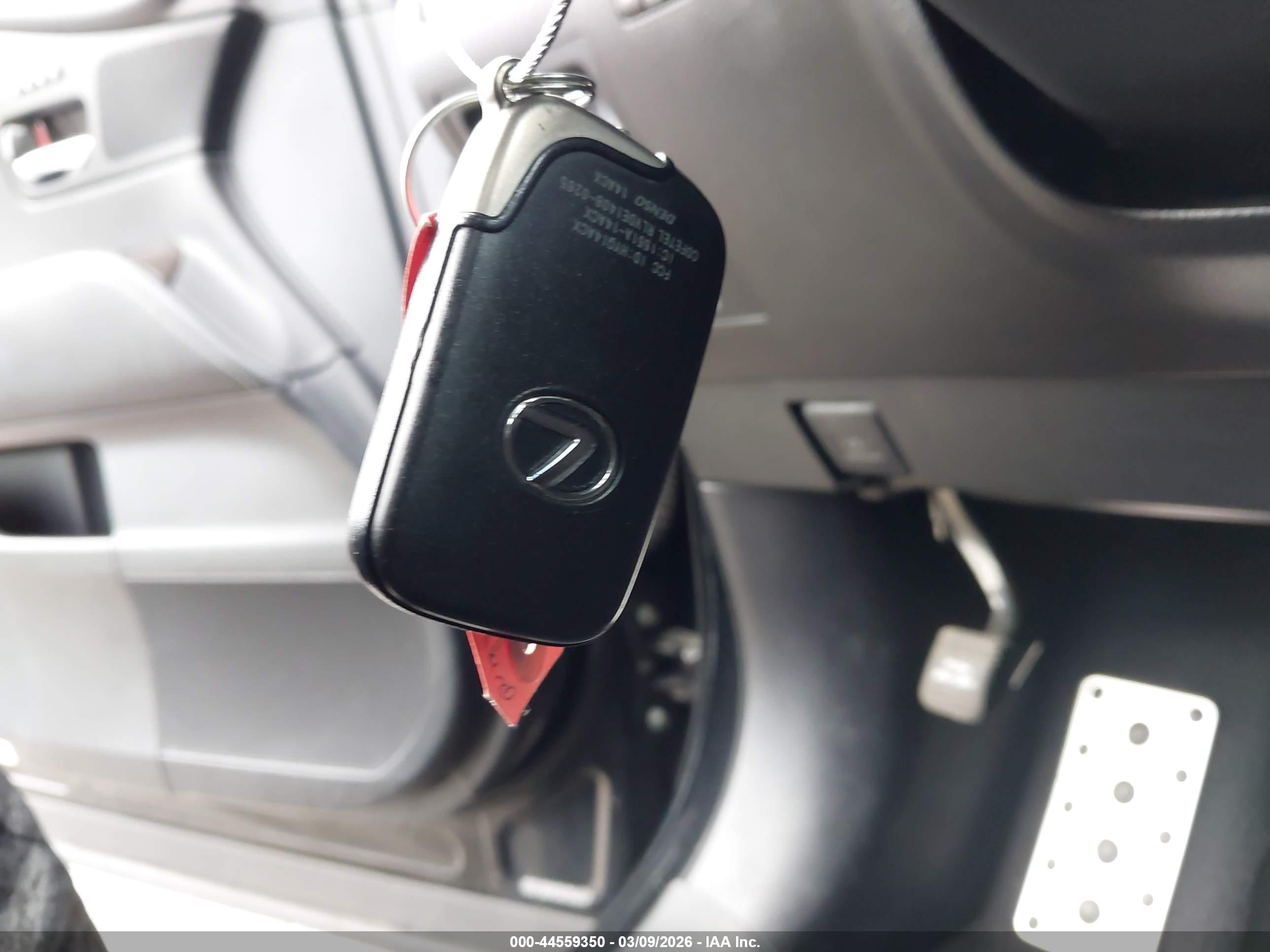 LEXUS RX image 11