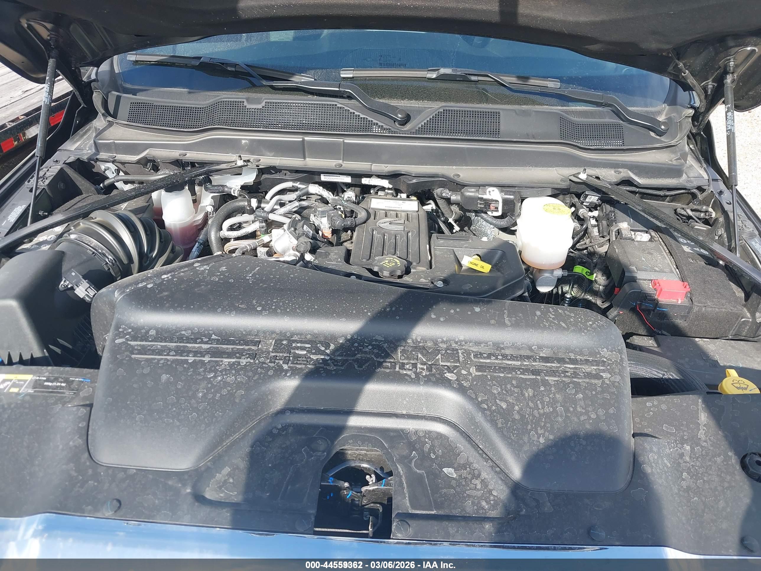 RAM 3500 image 10