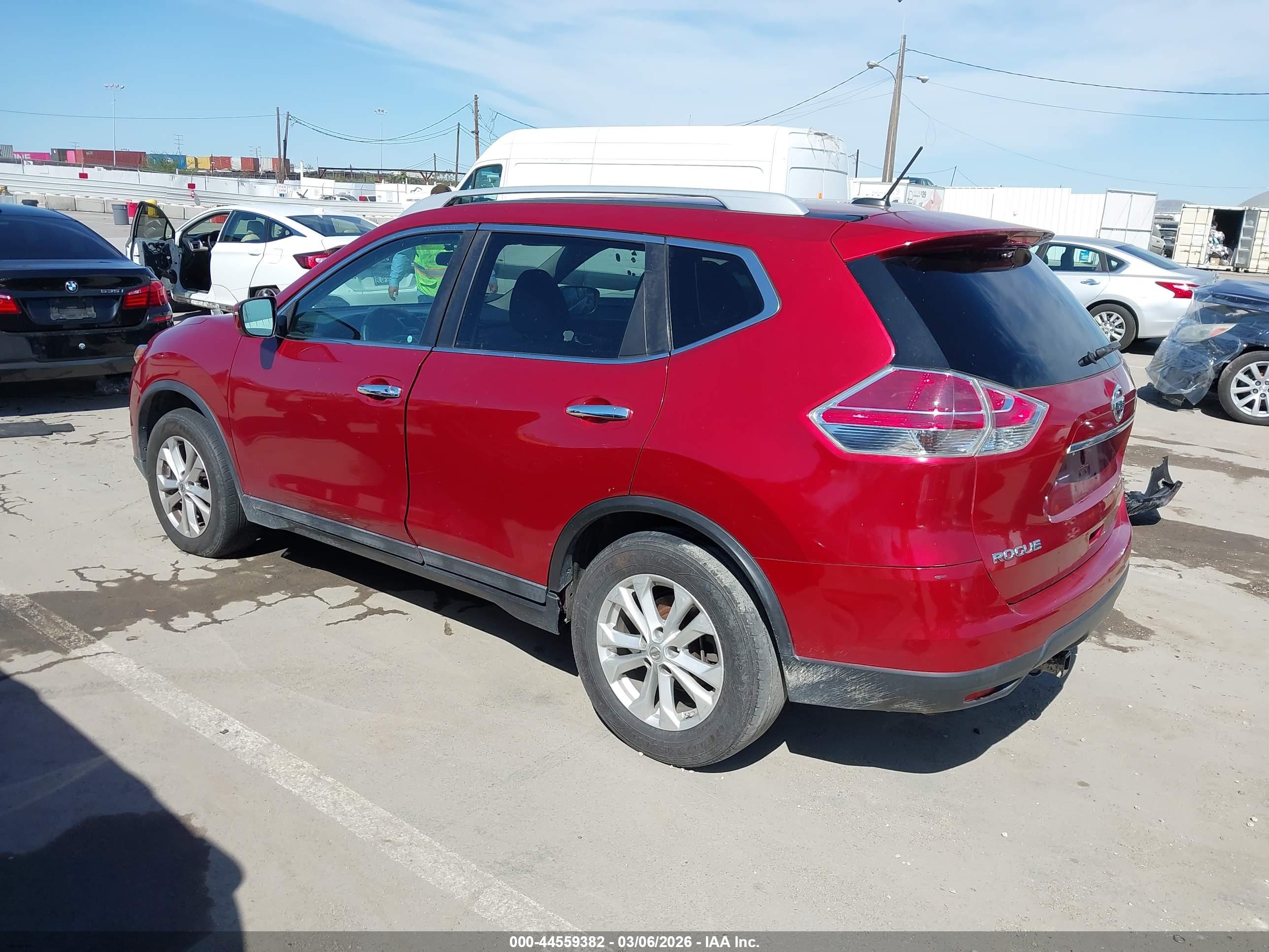 NISSAN ROGUE image 3