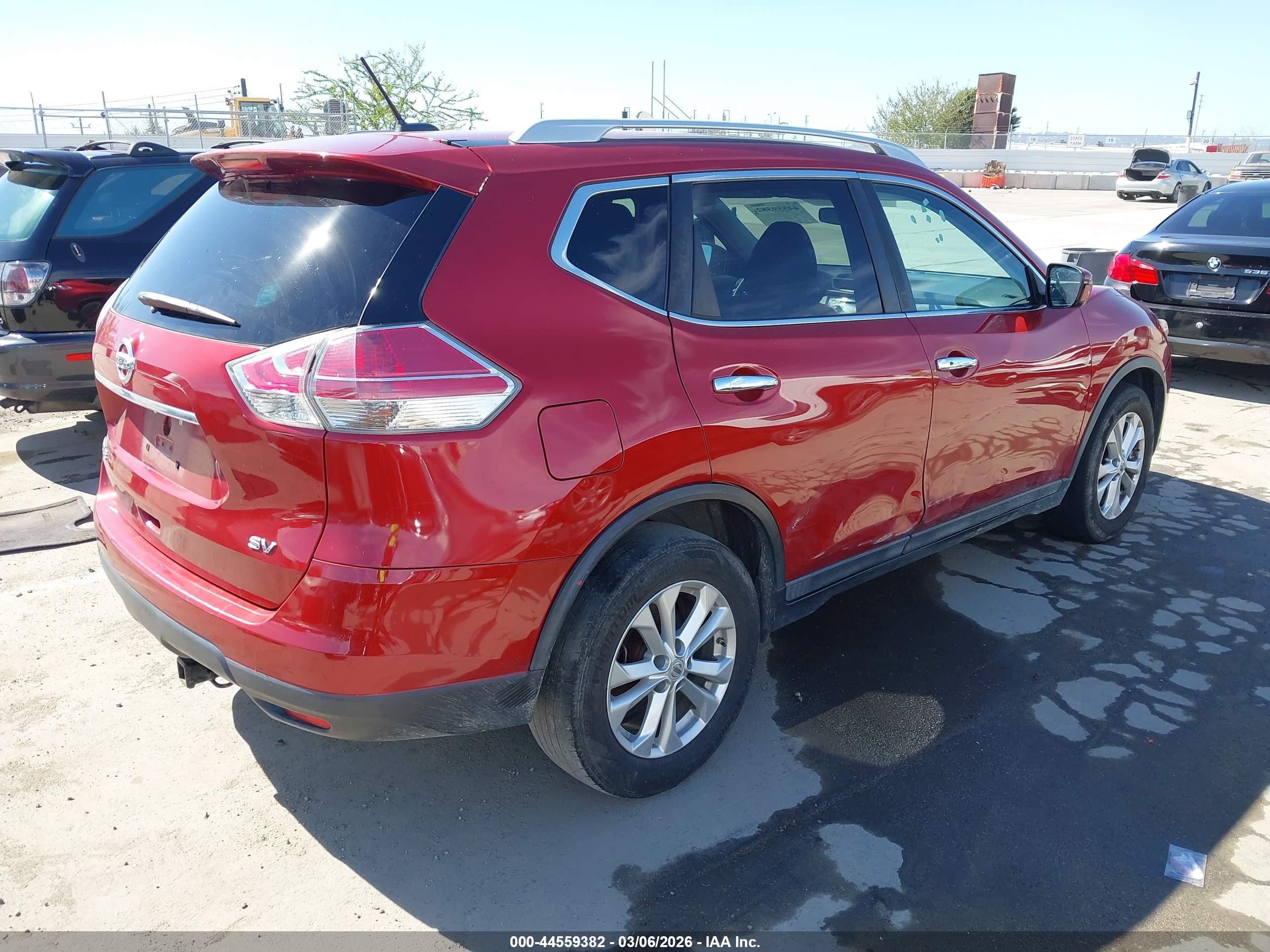 NISSAN ROGUE image 4