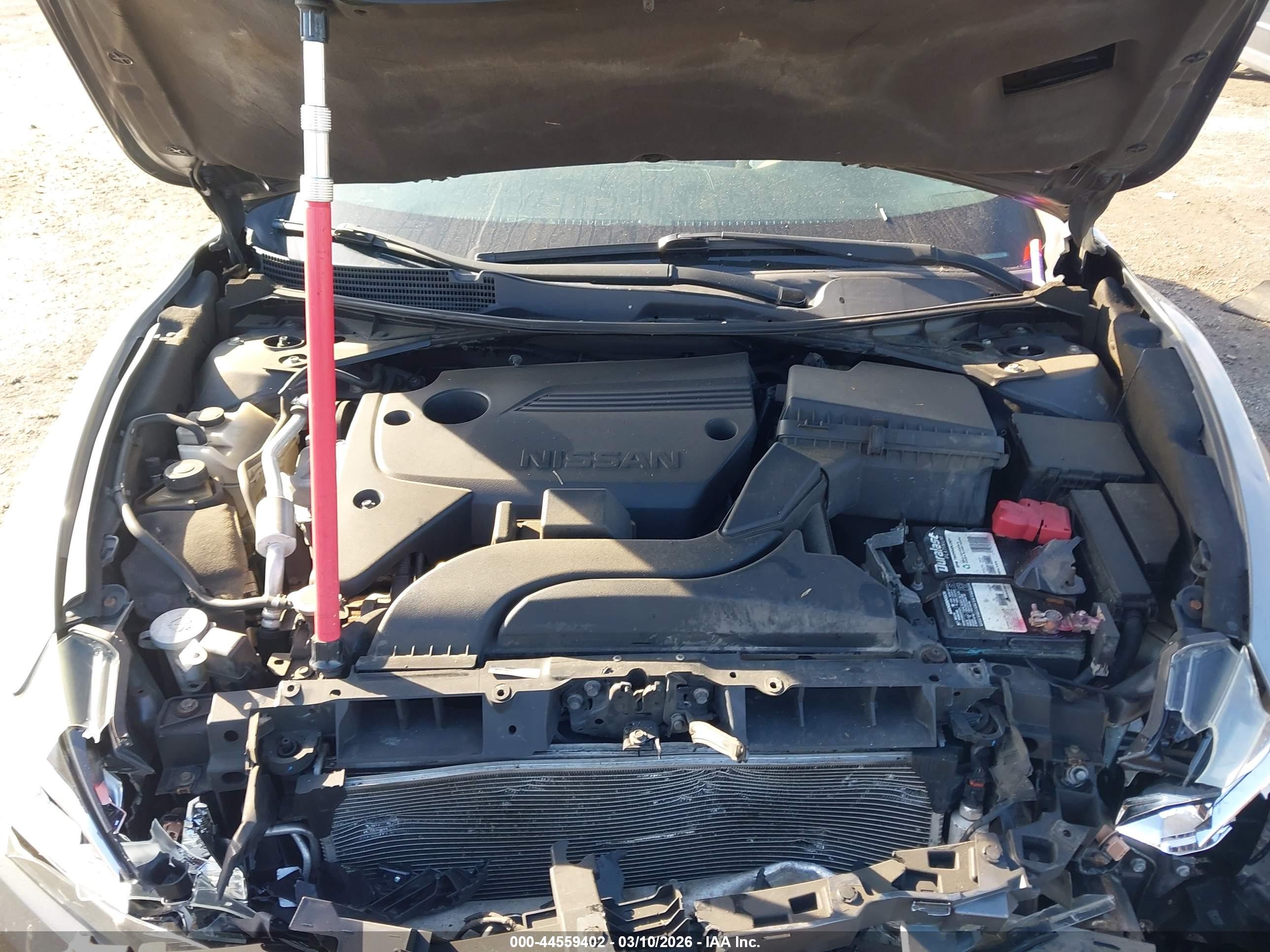 NISSAN ALTIMA image 10
