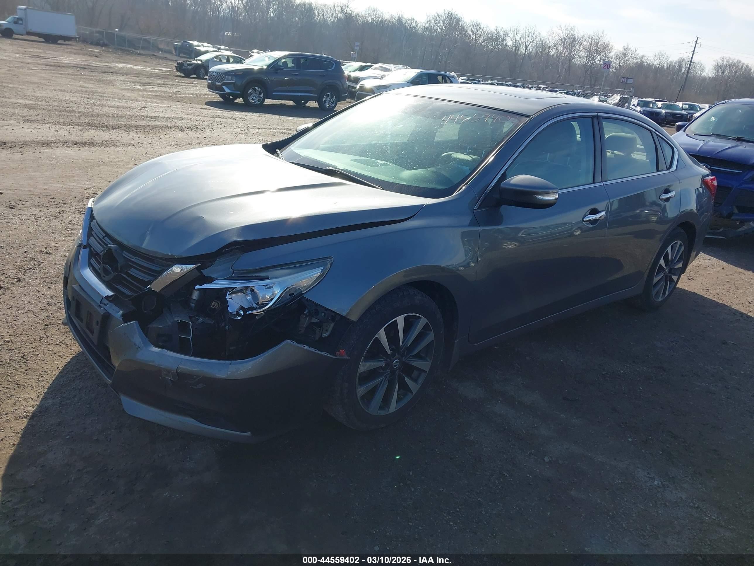 NISSAN ALTIMA image 2