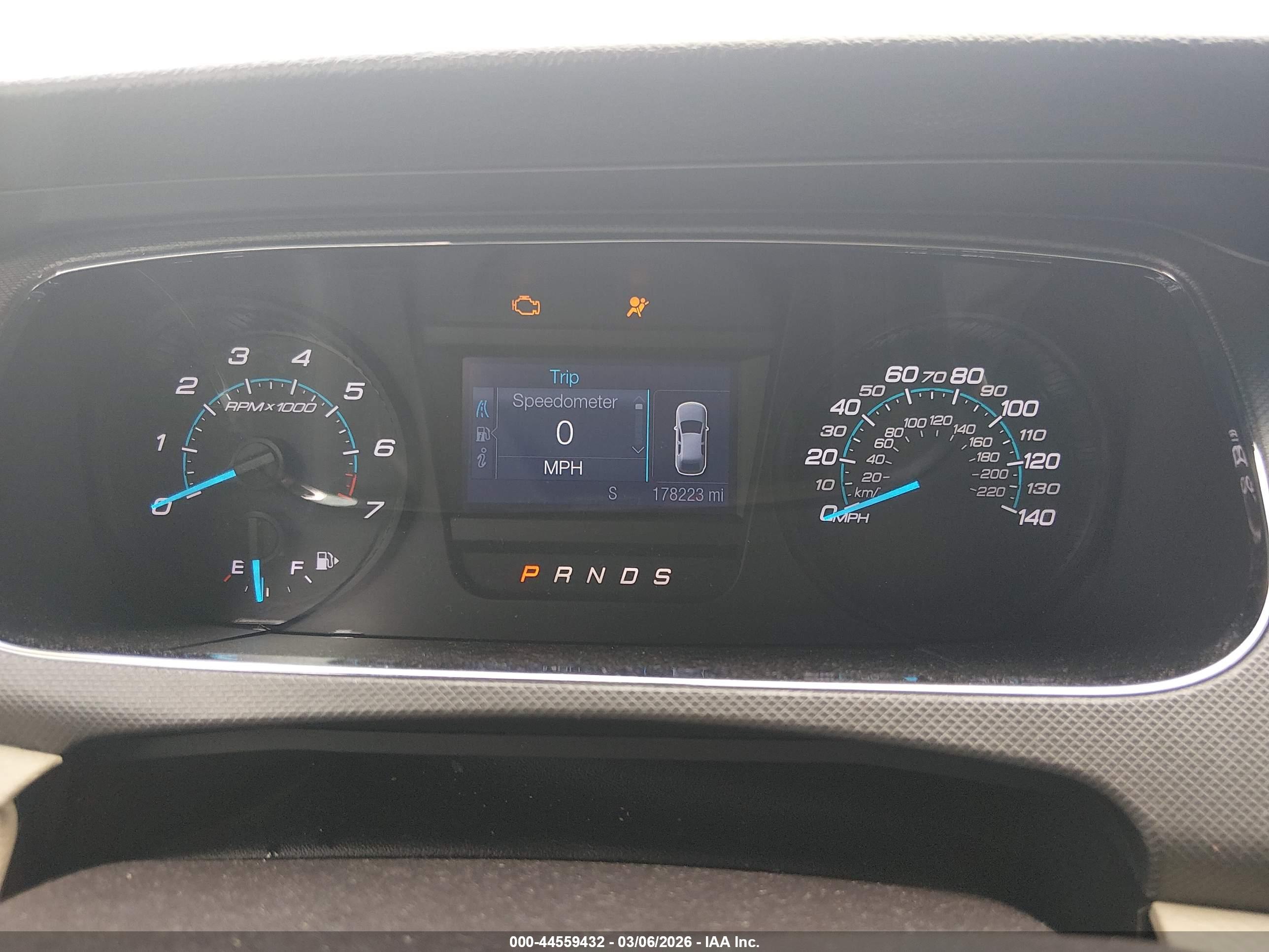 FORD TAURUS image 7