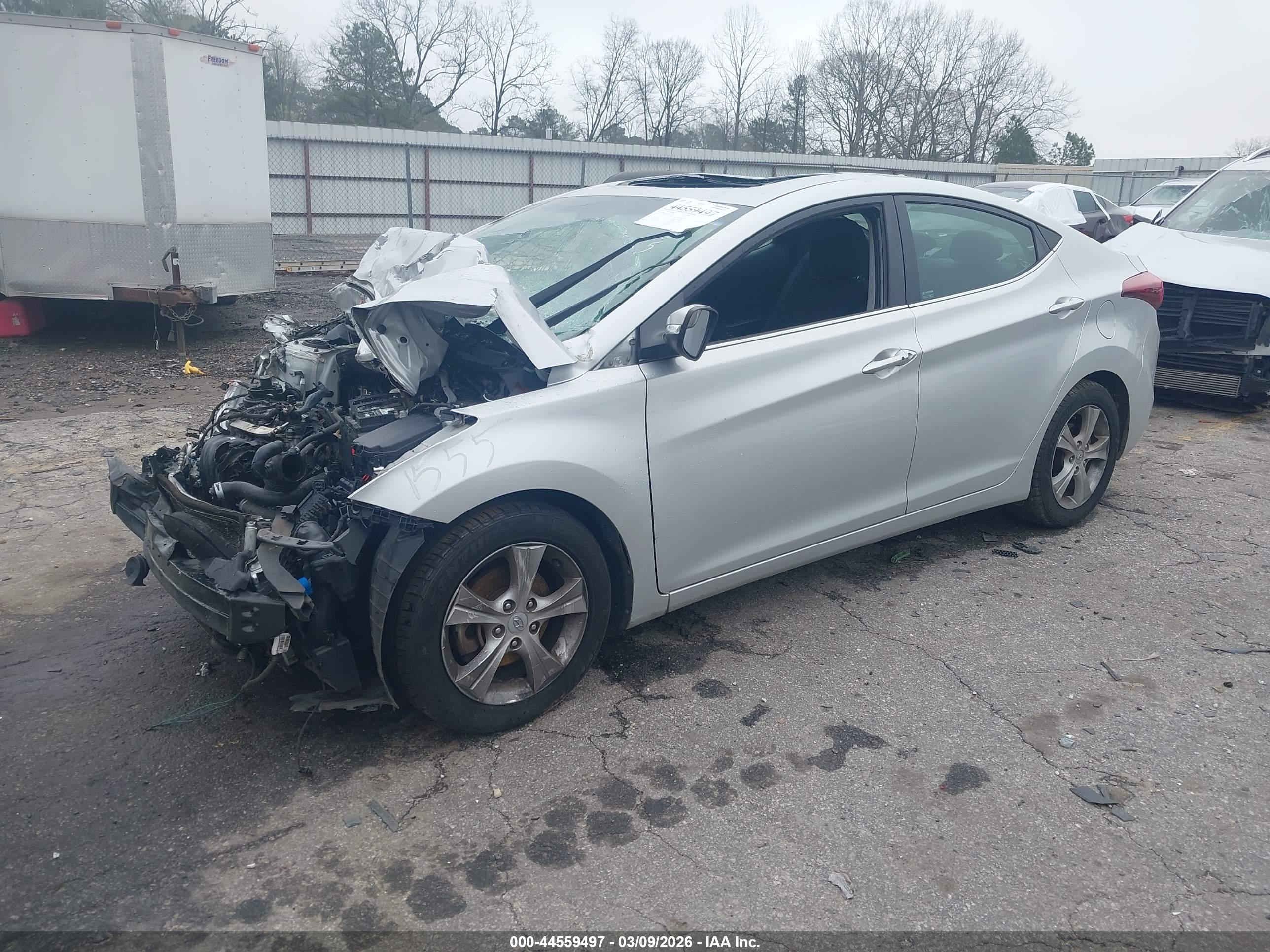 HYUNDAI ELANTRA image 2