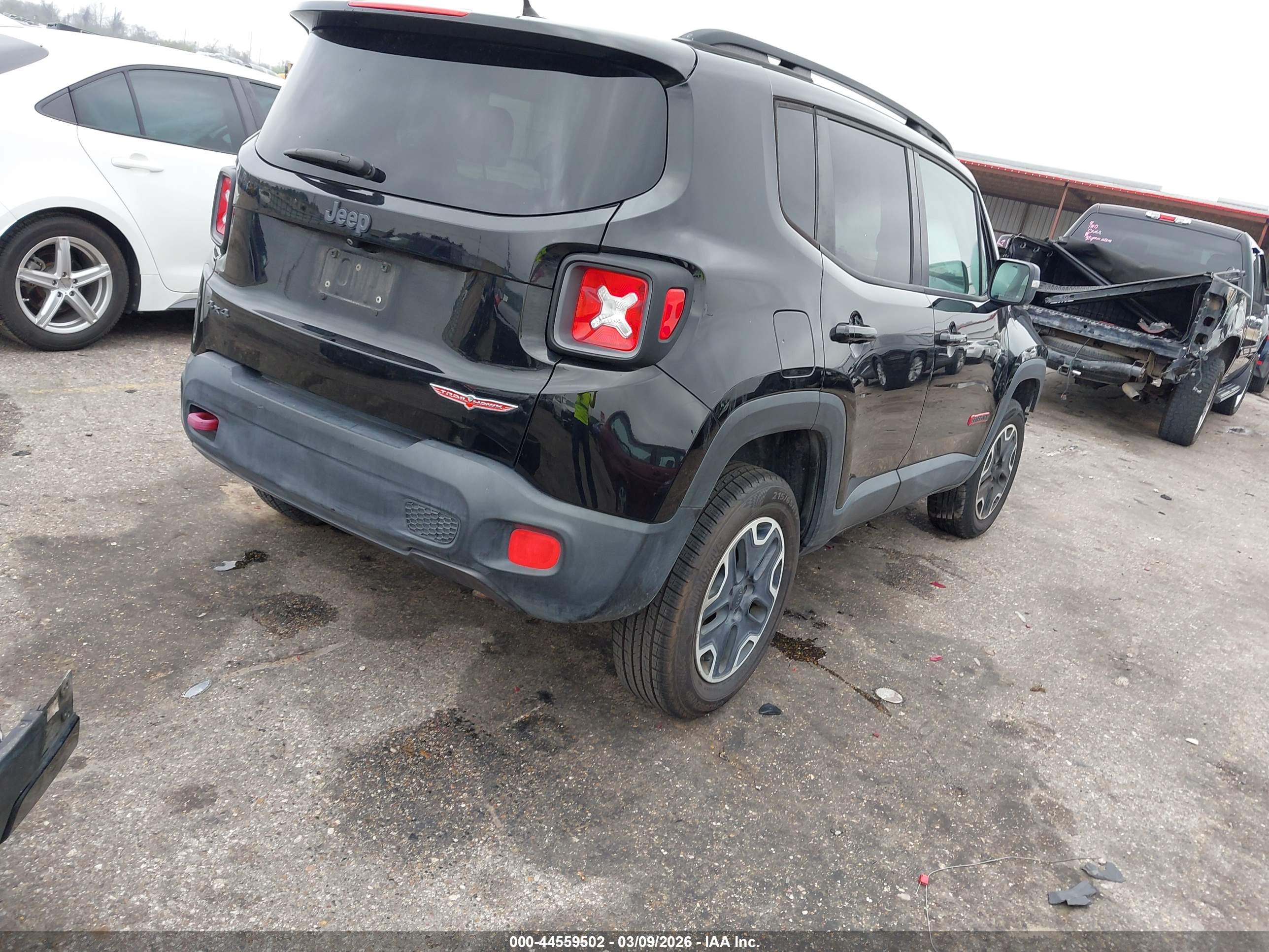 JEEP RENEGADE image 4
