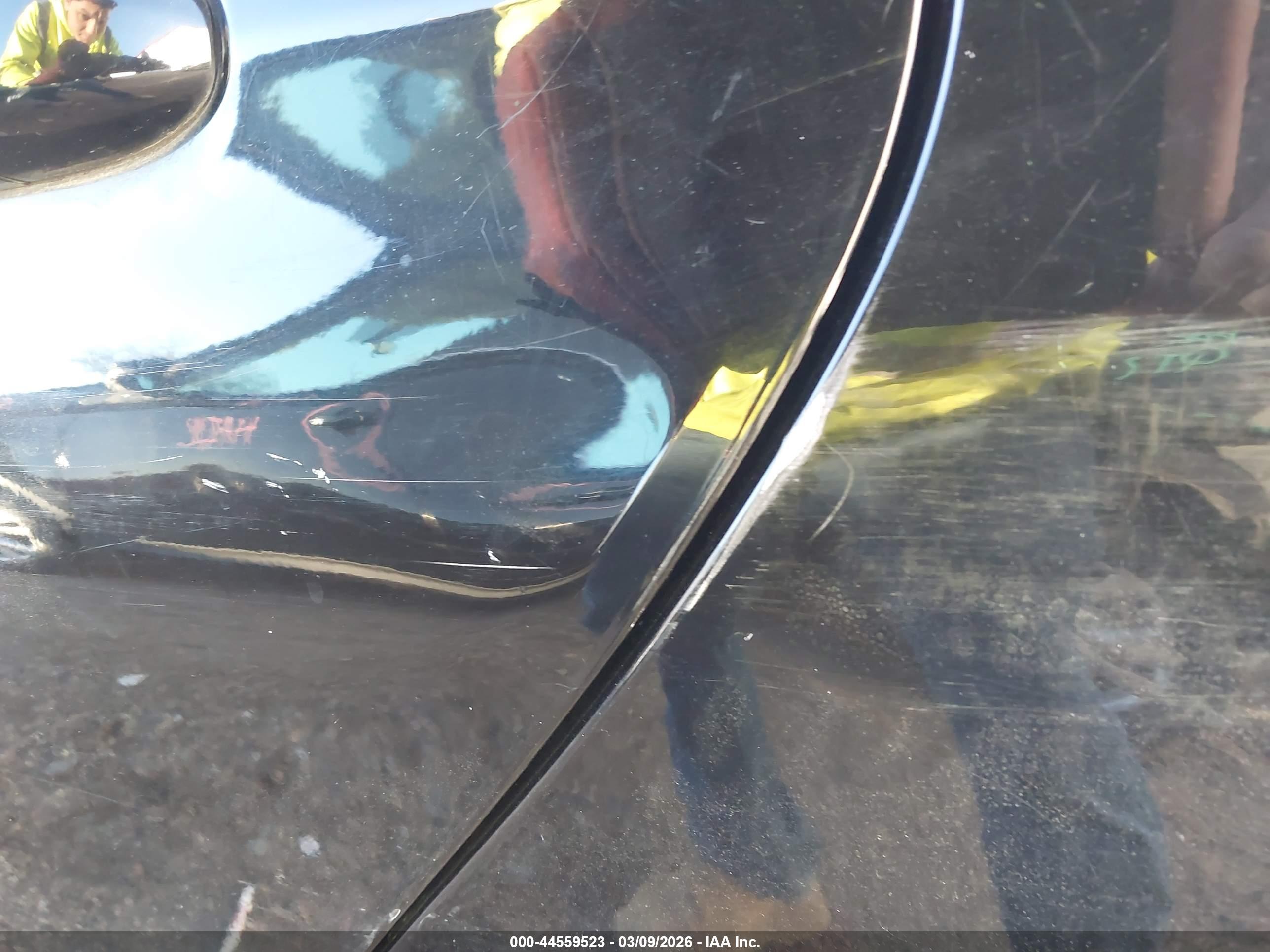 CHRYSLER 200 image 6
