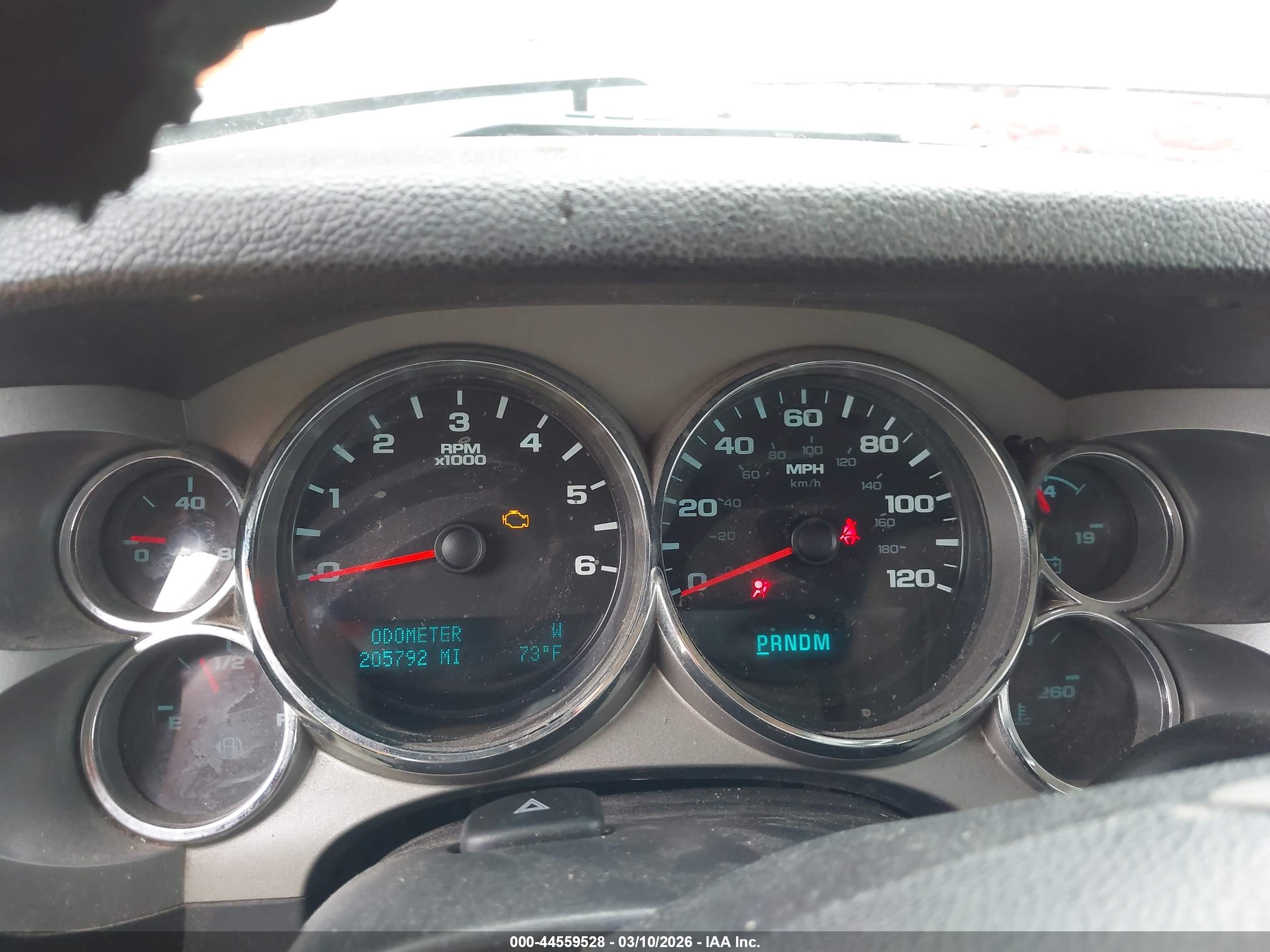 CHEVROLET SILVERADO image 7