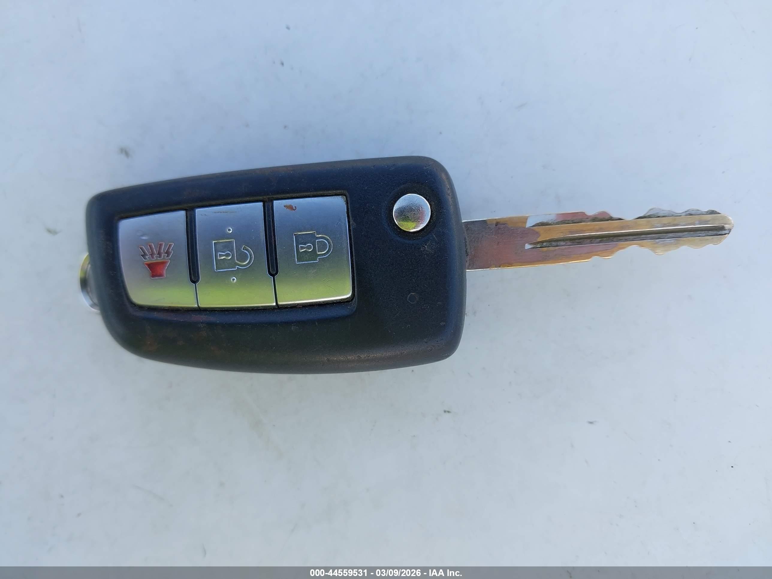 NISSAN ROGUE image 11