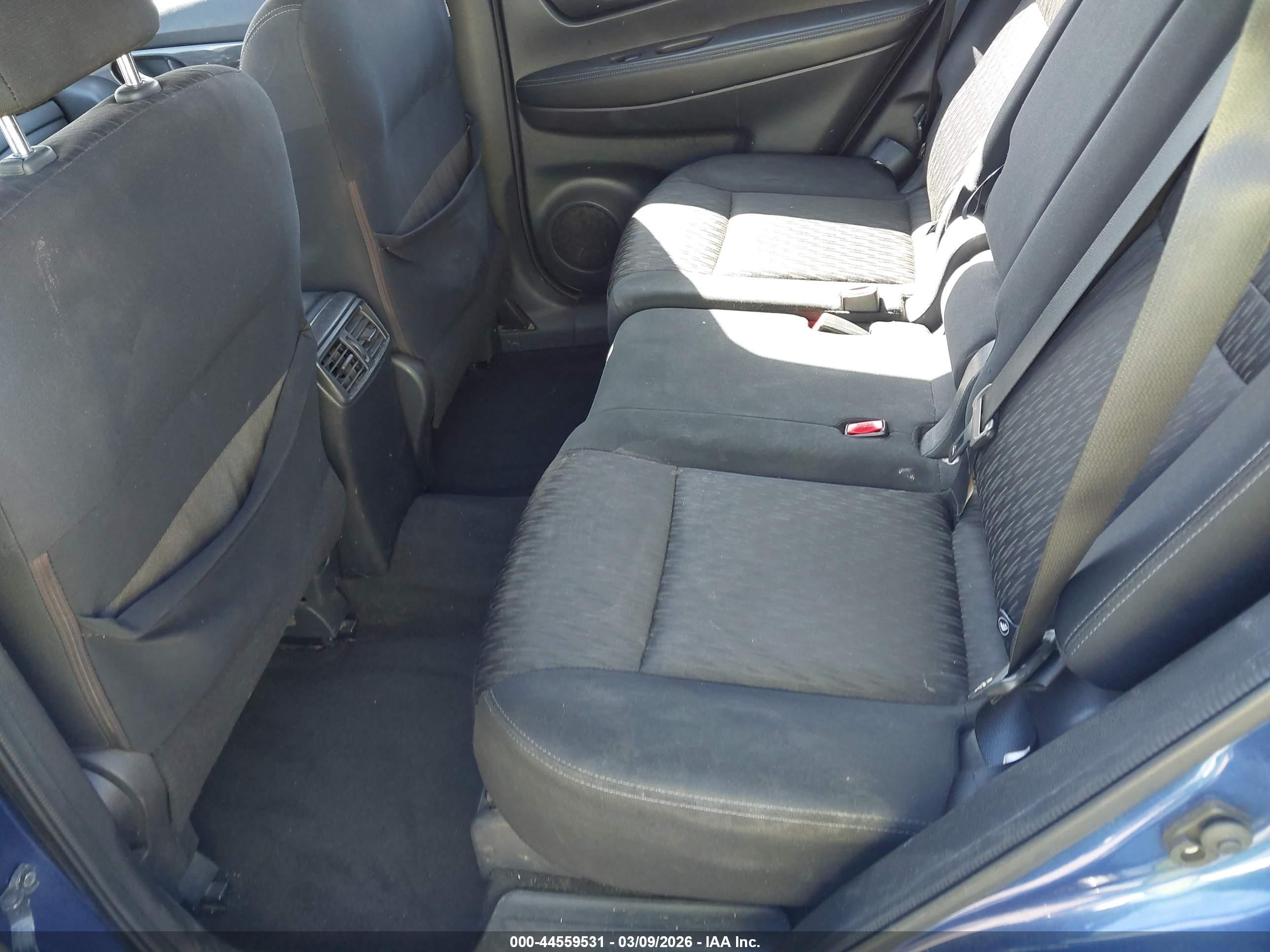 NISSAN ROGUE image 8