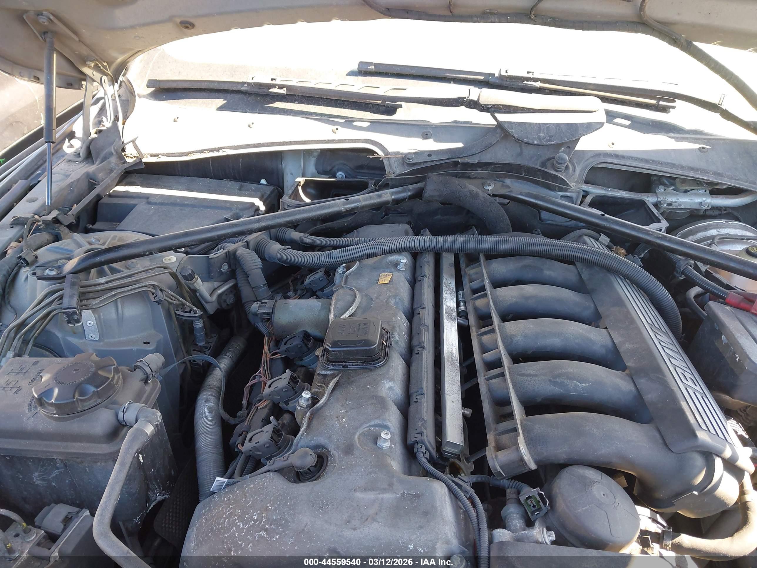 BMW 530XI image 10