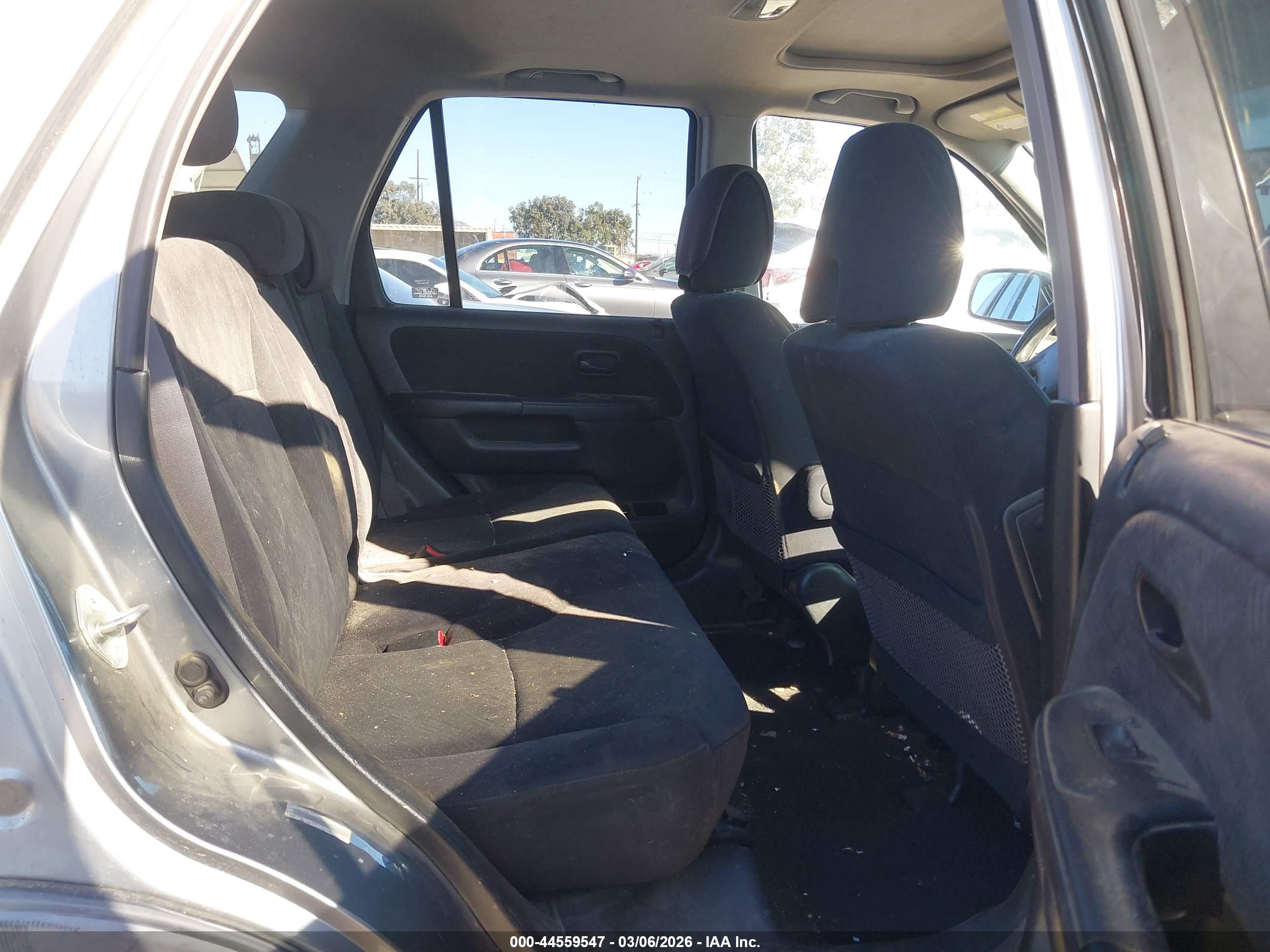 HONDA CR-V image 8